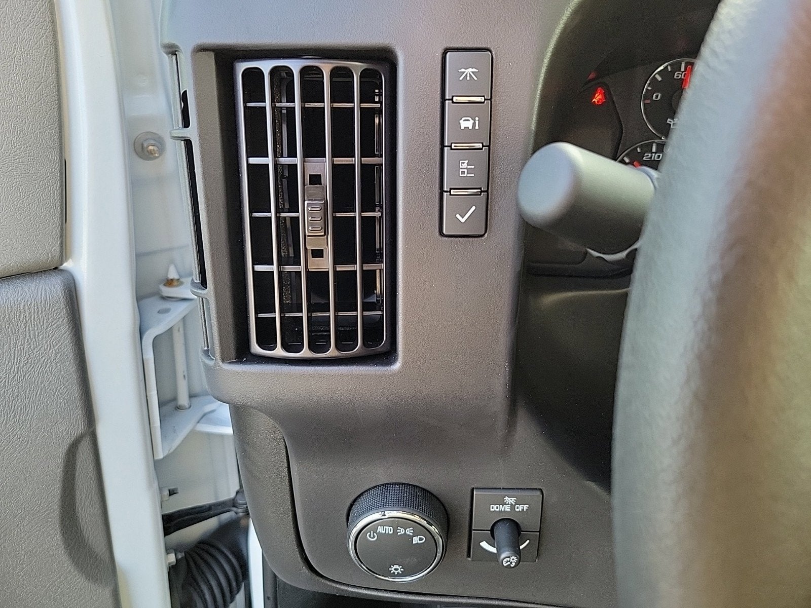 2024 Chevrolet Express Cargo 2500 WT