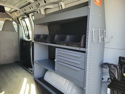 2024 Chevrolet Express Cargo 2500 WT