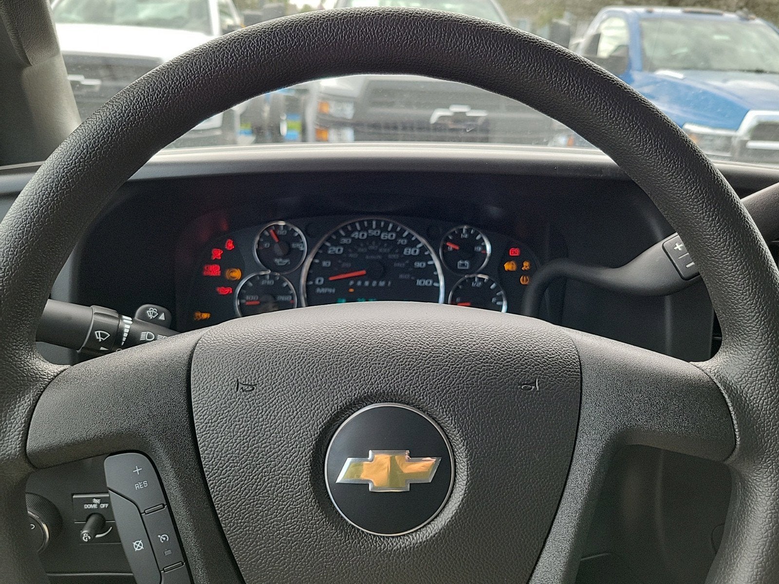 2025 Chevrolet Express Cargo 2500 WT