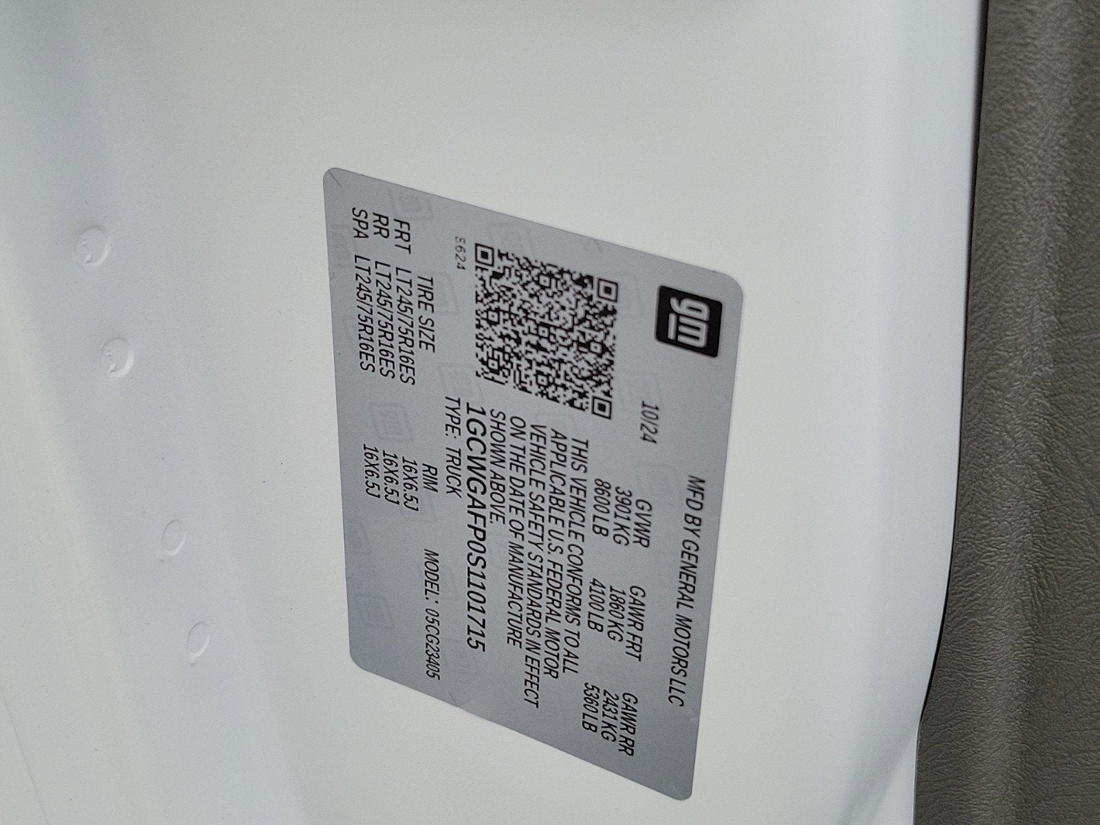 2025 Chevrolet Express Cargo 2500 WT