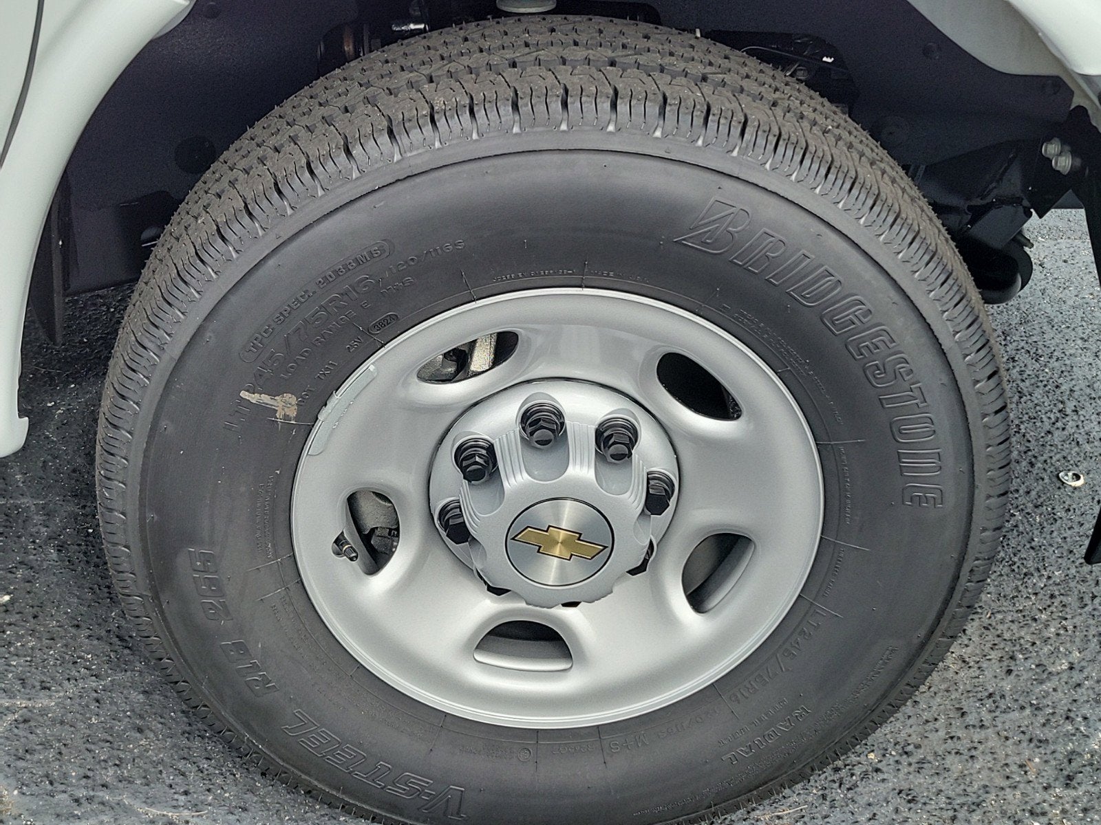 2025 Chevrolet Express Cargo 2500 WT