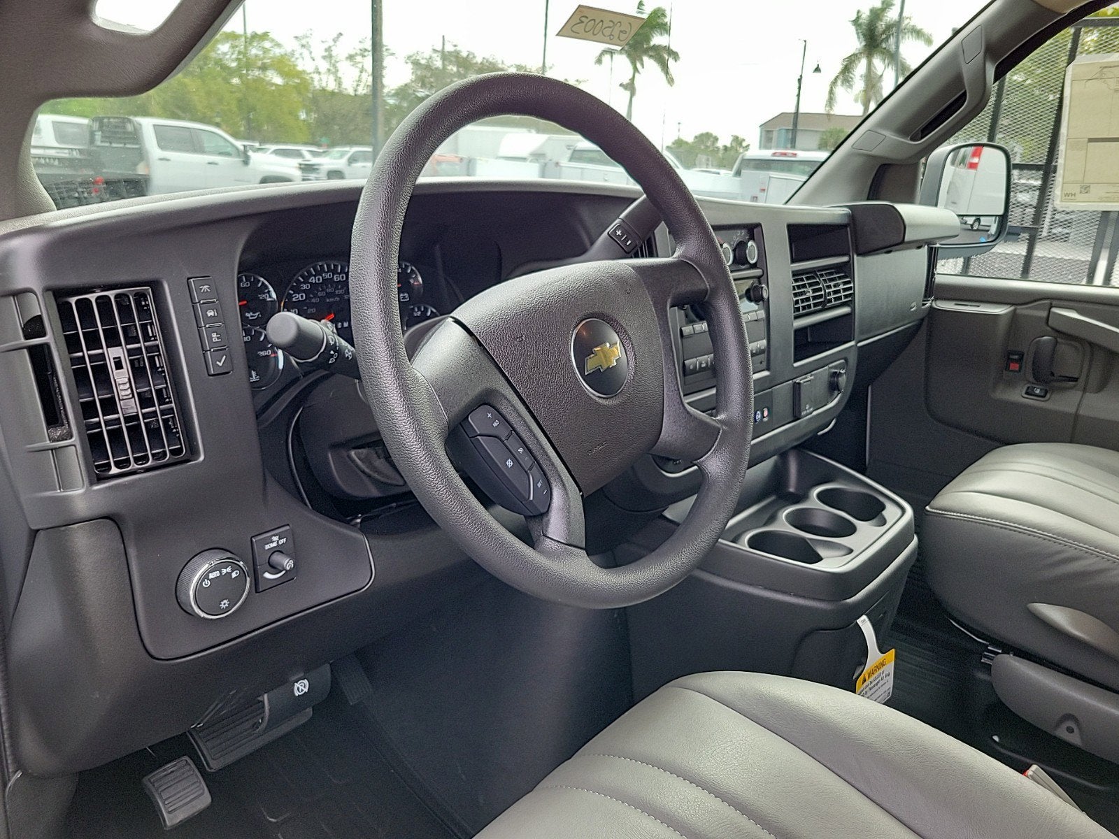 2025 Chevrolet Express Cargo 2500 WT