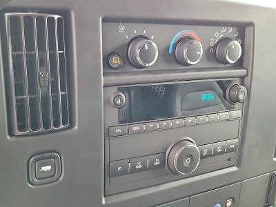 2025 Chevrolet Express Cargo 2500 WT