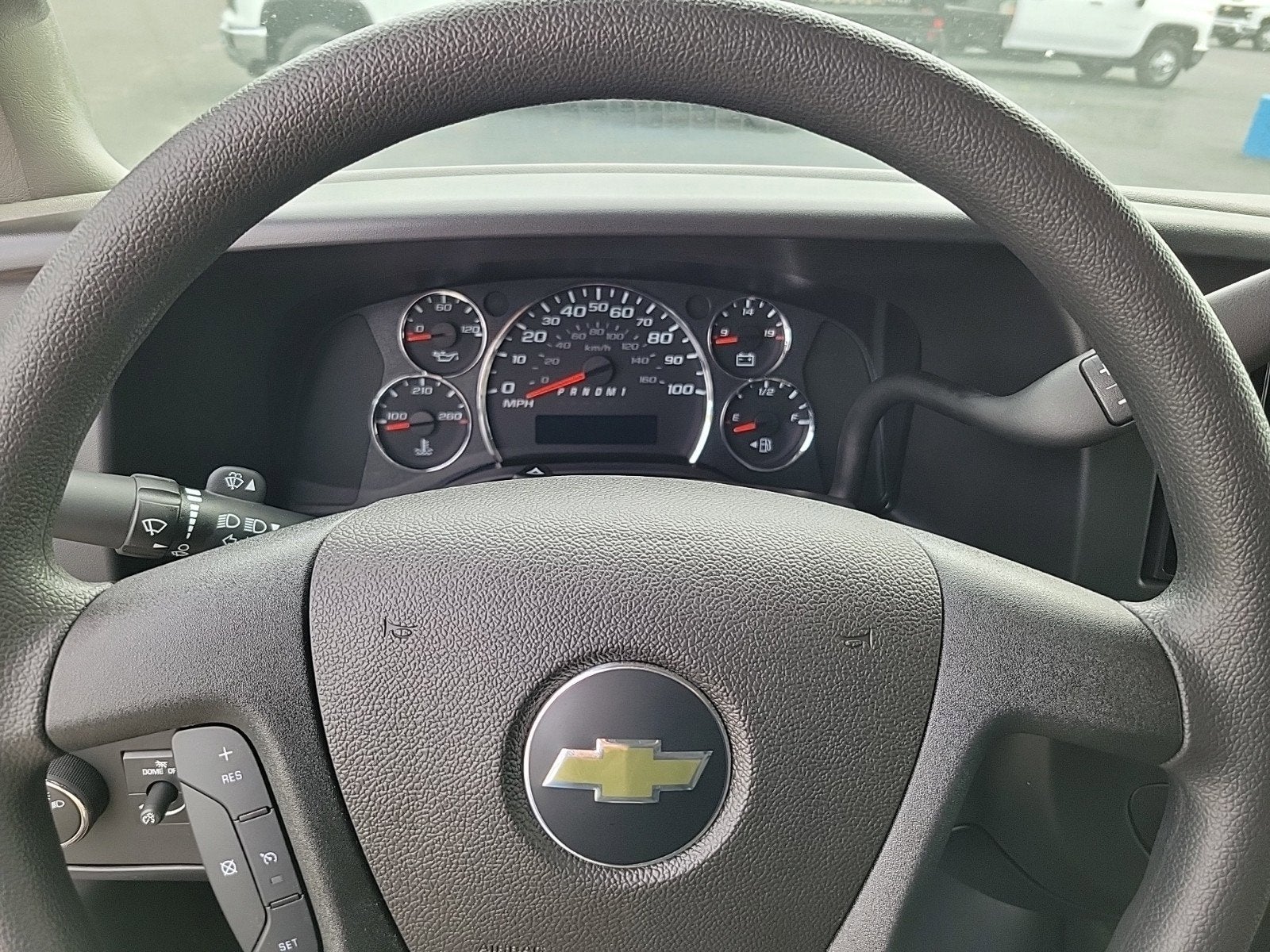 2025 Chevrolet Express Cargo 2500 WT