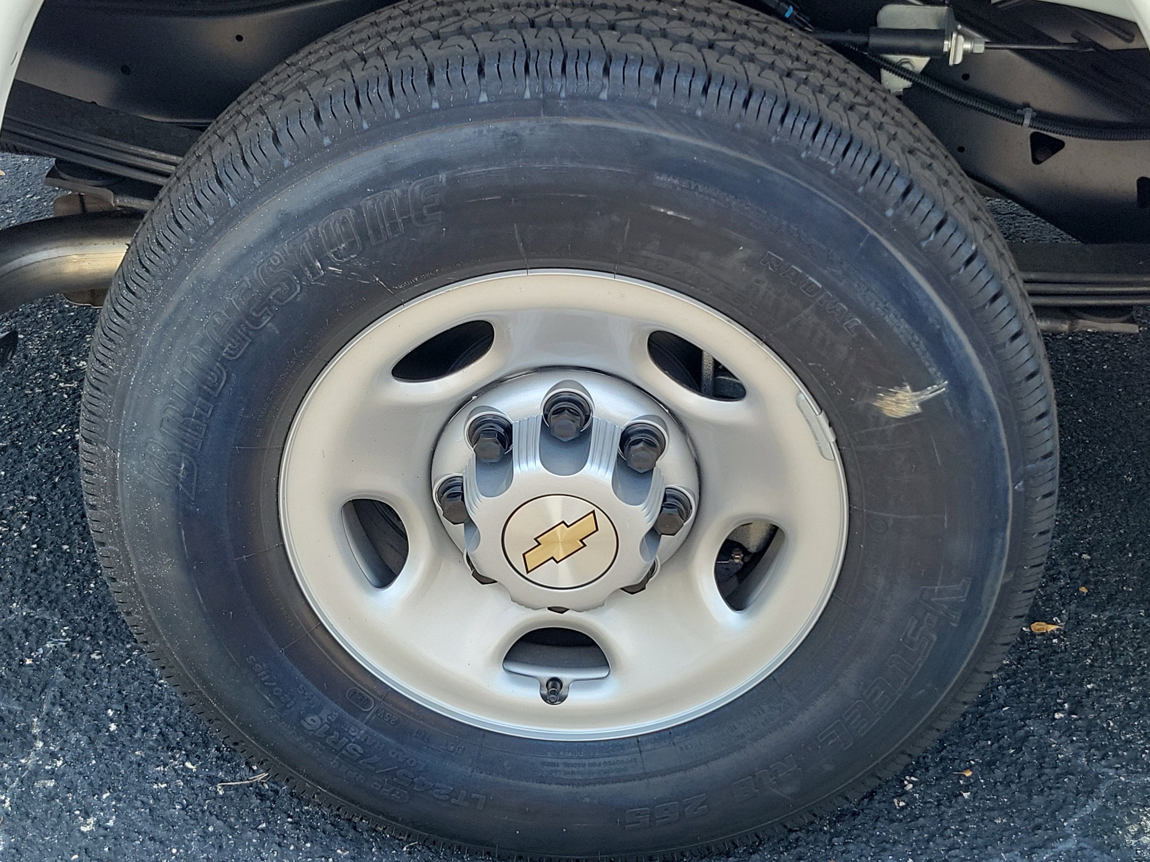 2025 Chevrolet Express Cargo 2500 WT