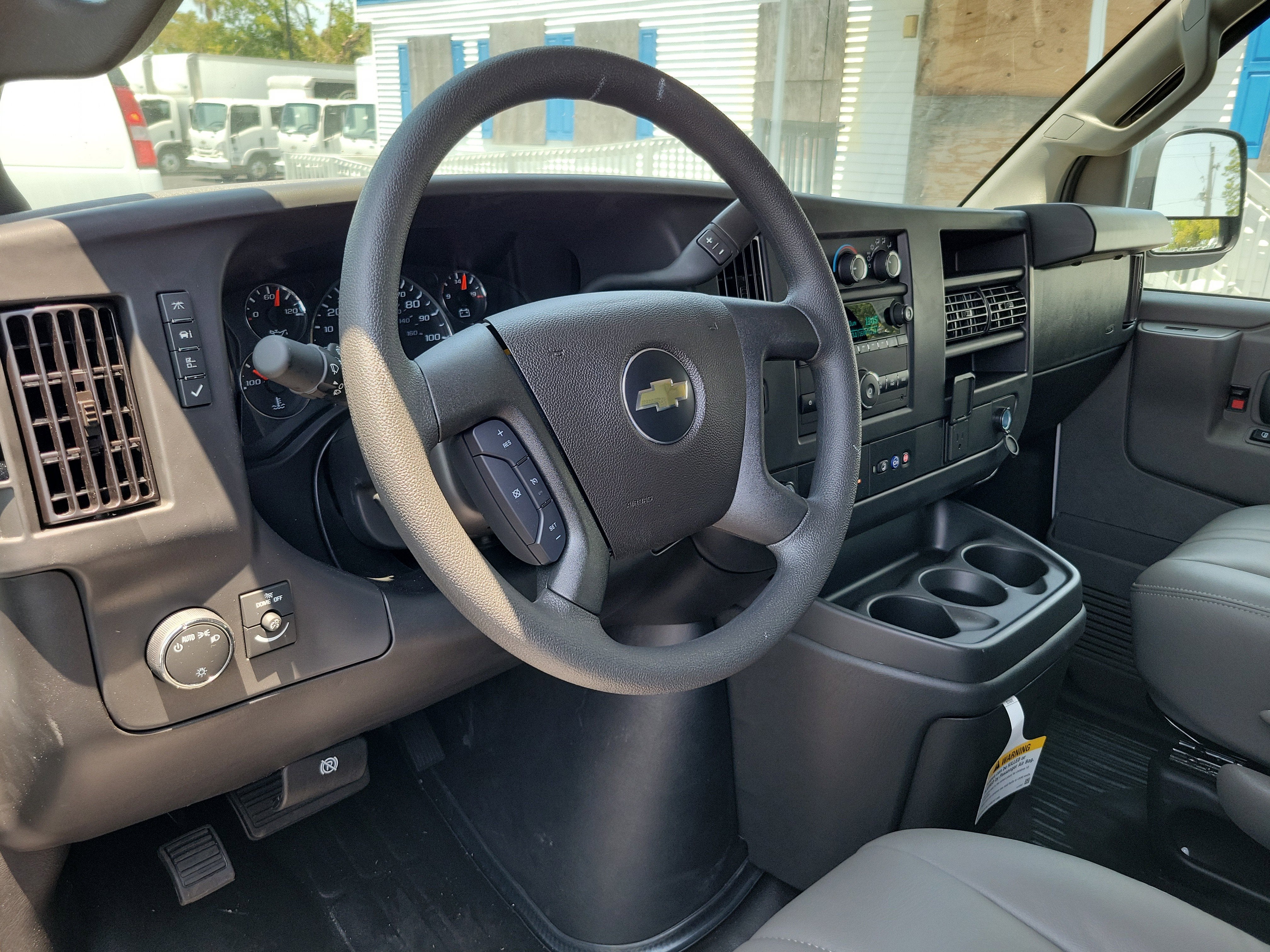 2025 Chevrolet Express Cargo 2500 WT