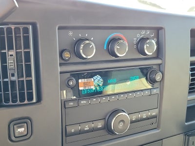 2024 Chevrolet Express Cargo 2500 WT