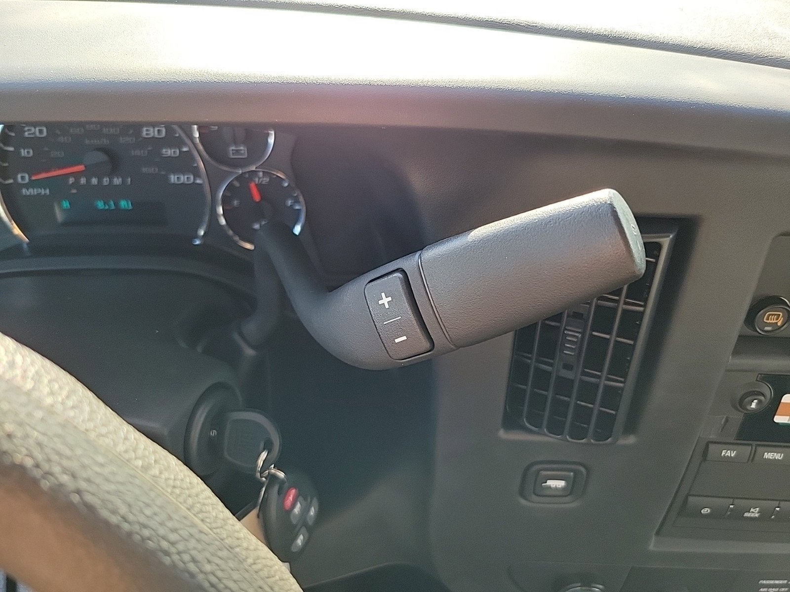 2024 Chevrolet Express Cargo 2500 WT