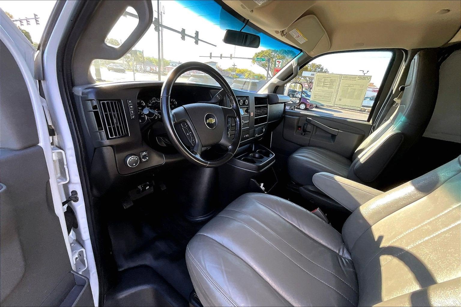 2023 Chevrolet Express Cargo 2500 WT