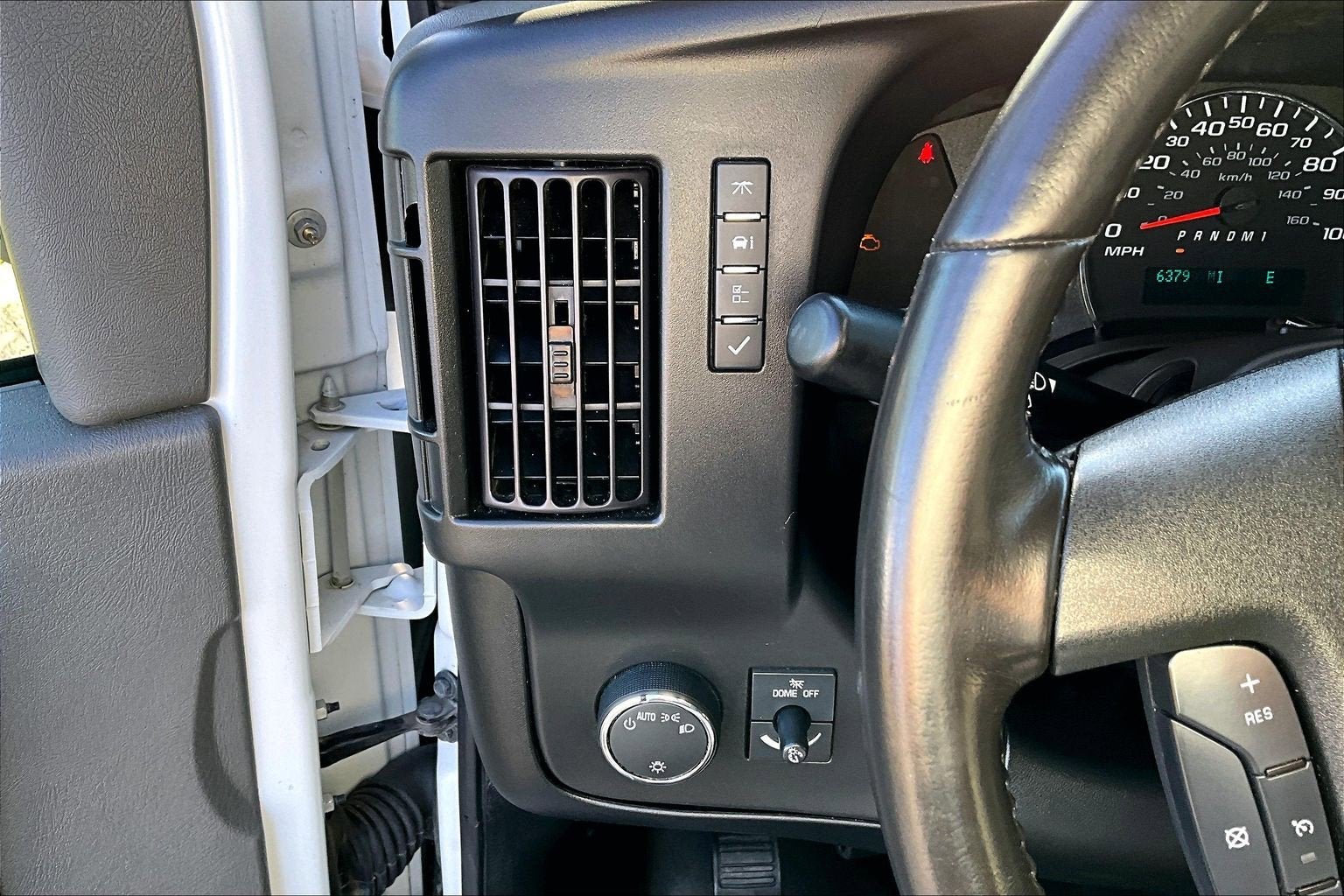 2023 Chevrolet Express Cargo 2500 WT