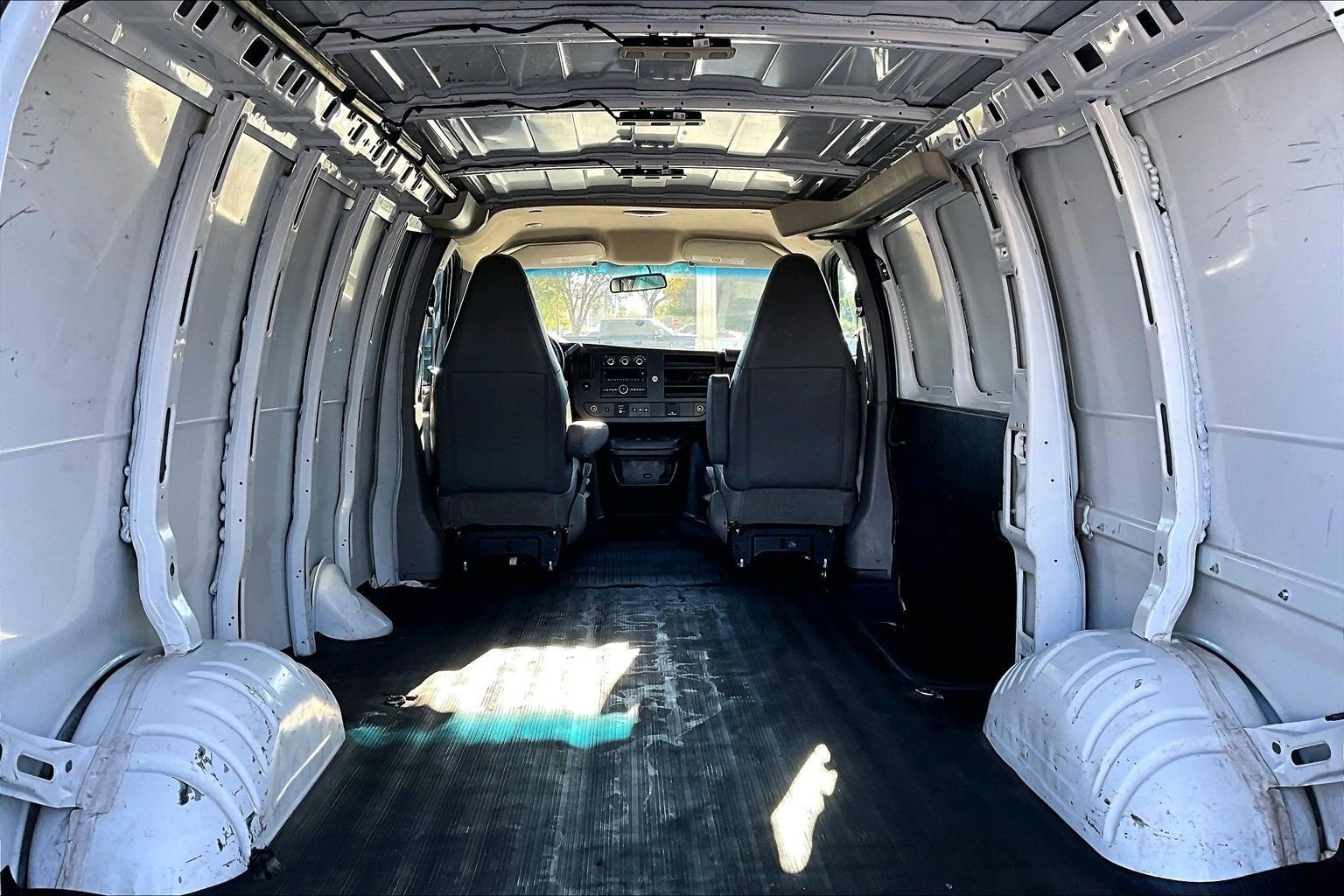 2023 Chevrolet Express Cargo 2500 WT