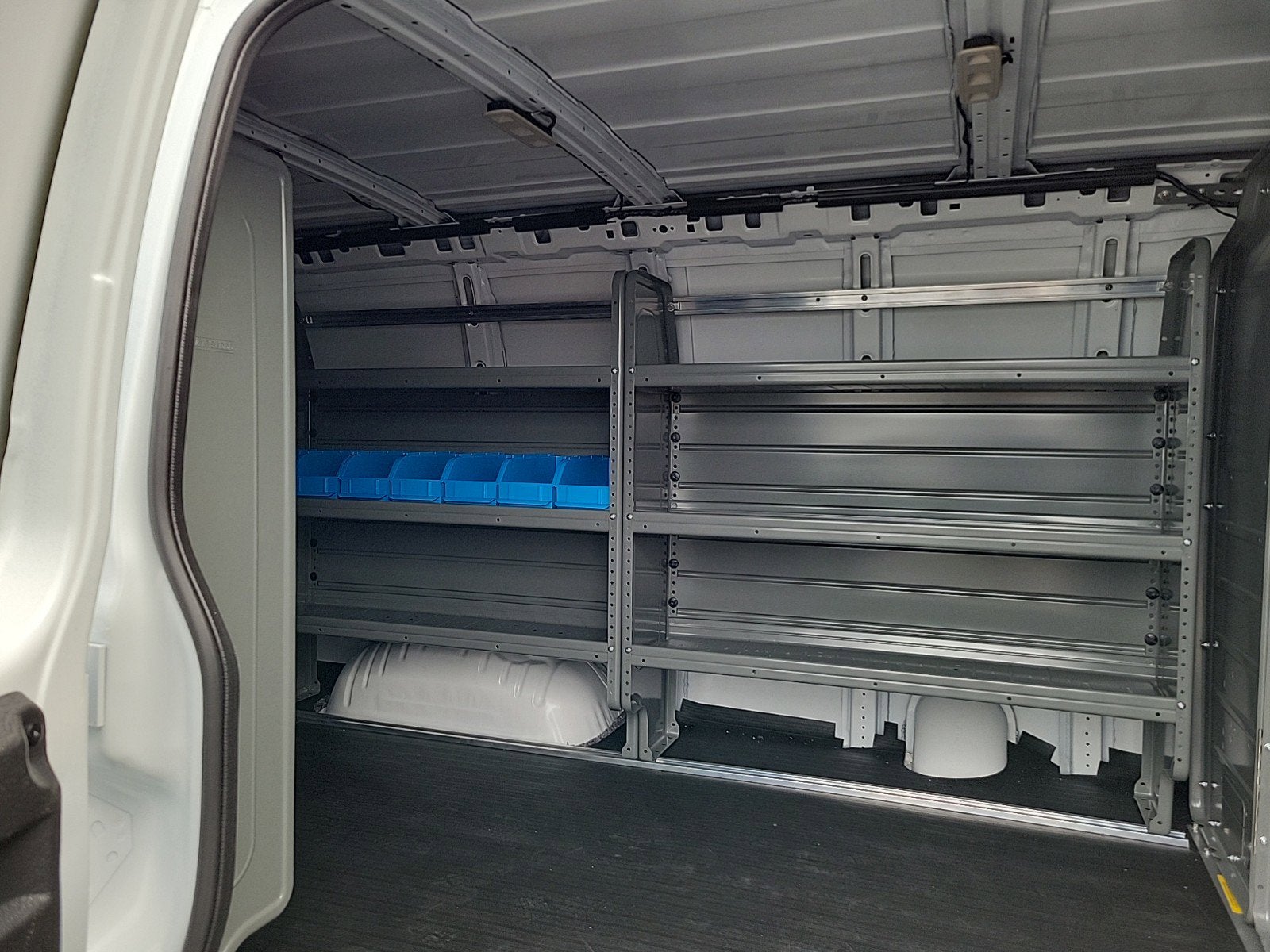 2025 Chevrolet Express Cargo 2500 WT