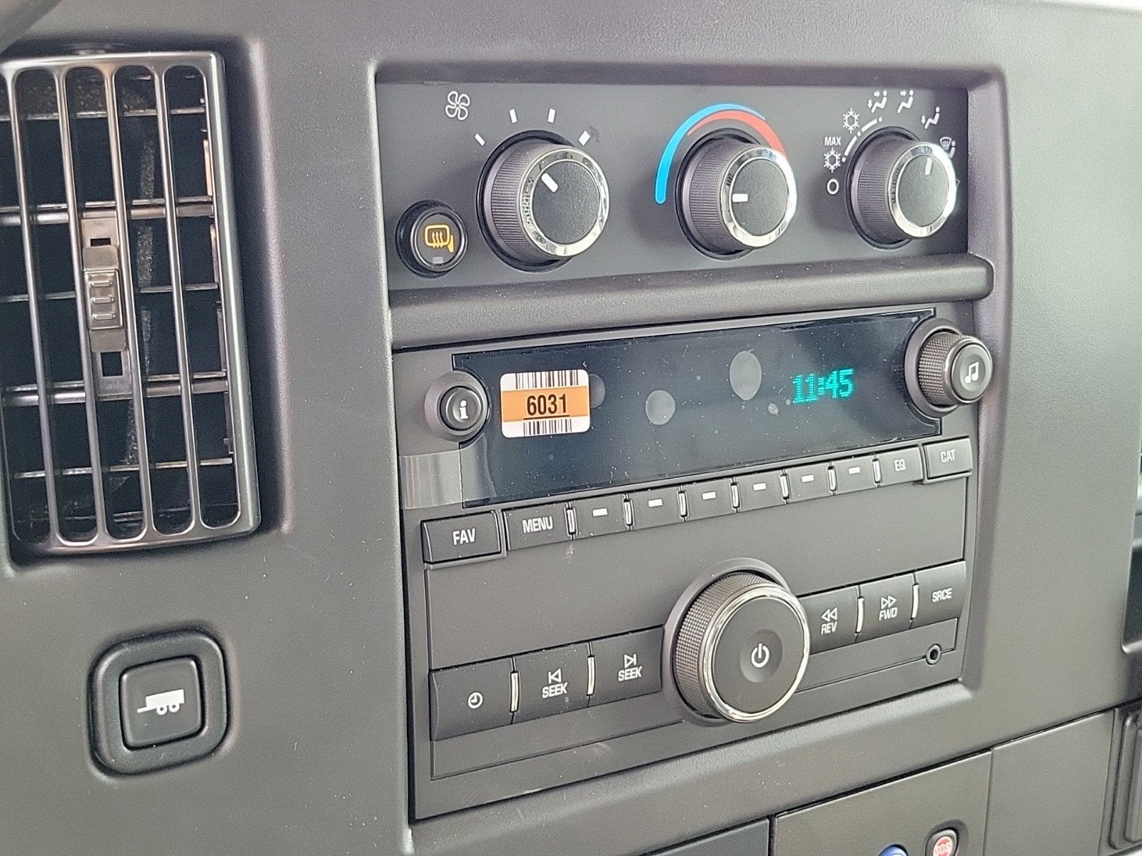 2025 Chevrolet Express Cargo 2500 WT