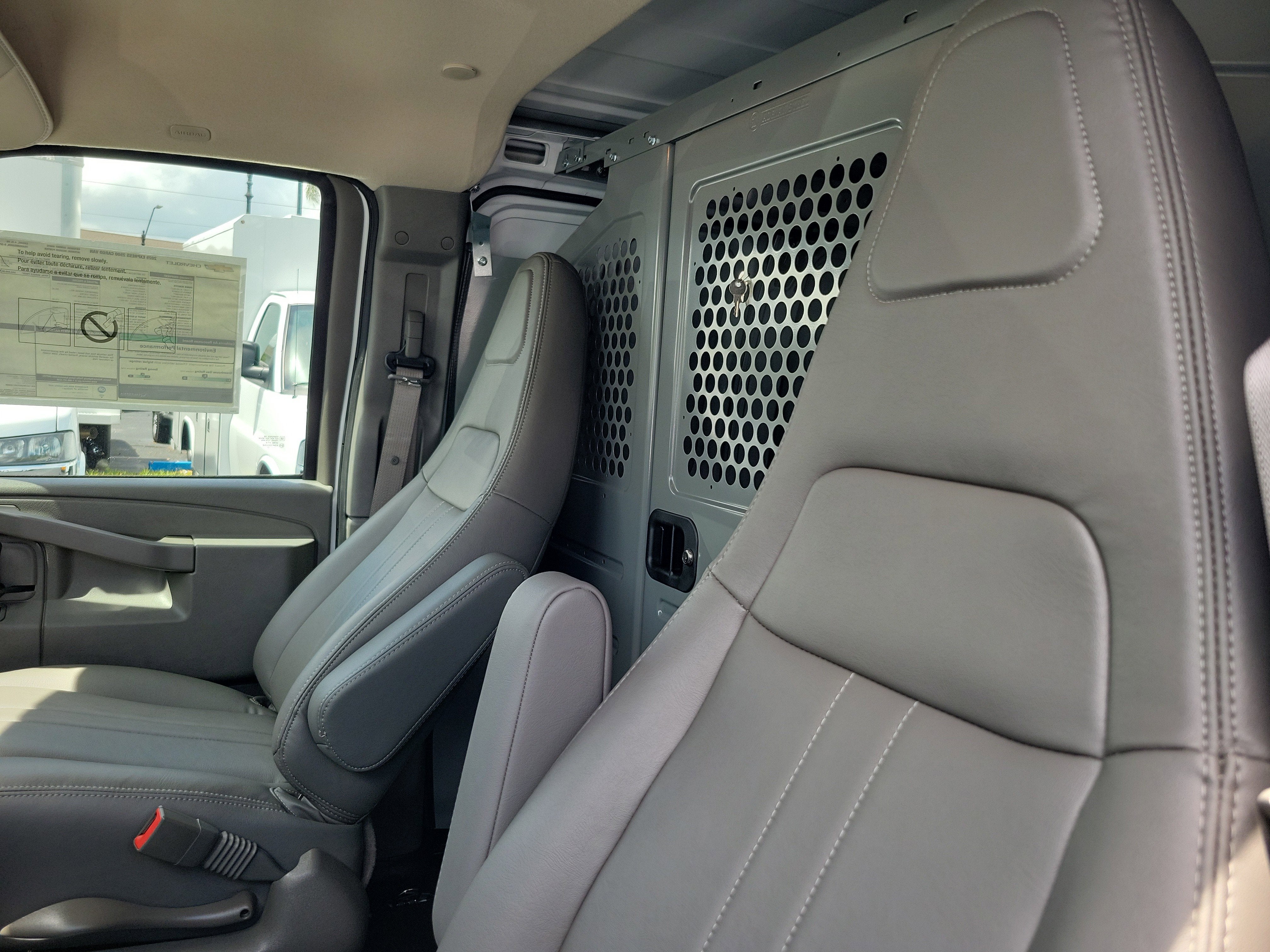 2025 Chevrolet Express Cargo 2500 WT