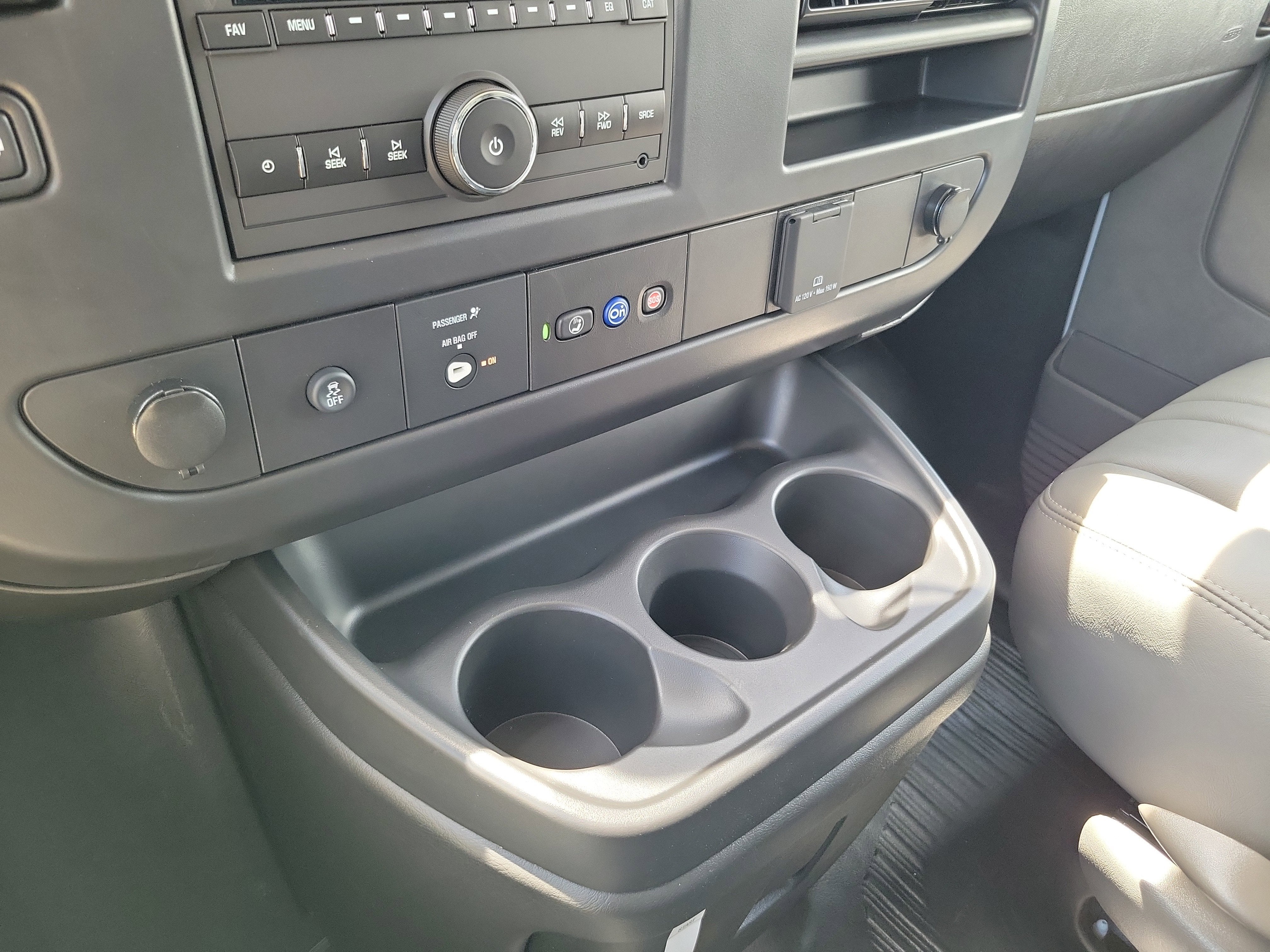 2025 Chevrolet Express Cargo 2500 WT