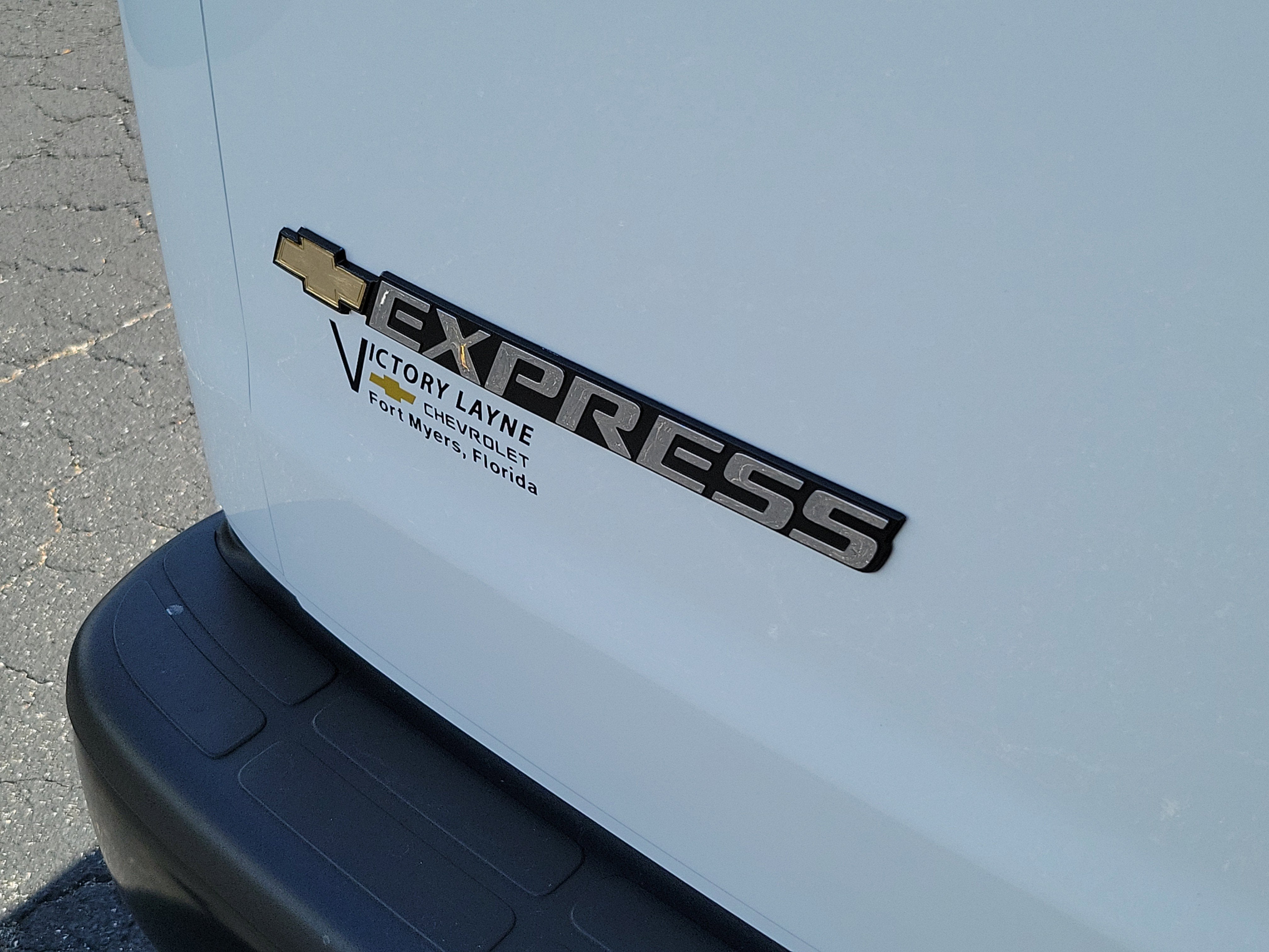 2025 Chevrolet Express Cargo 2500 WT