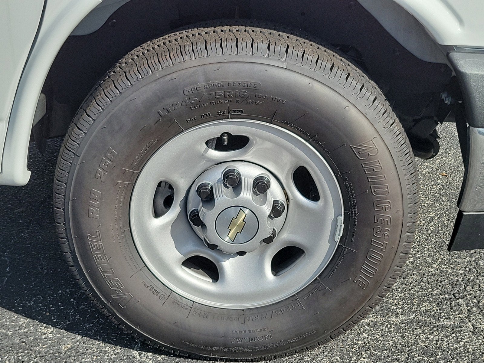 2024 Chevrolet Express Cargo 2500 WT