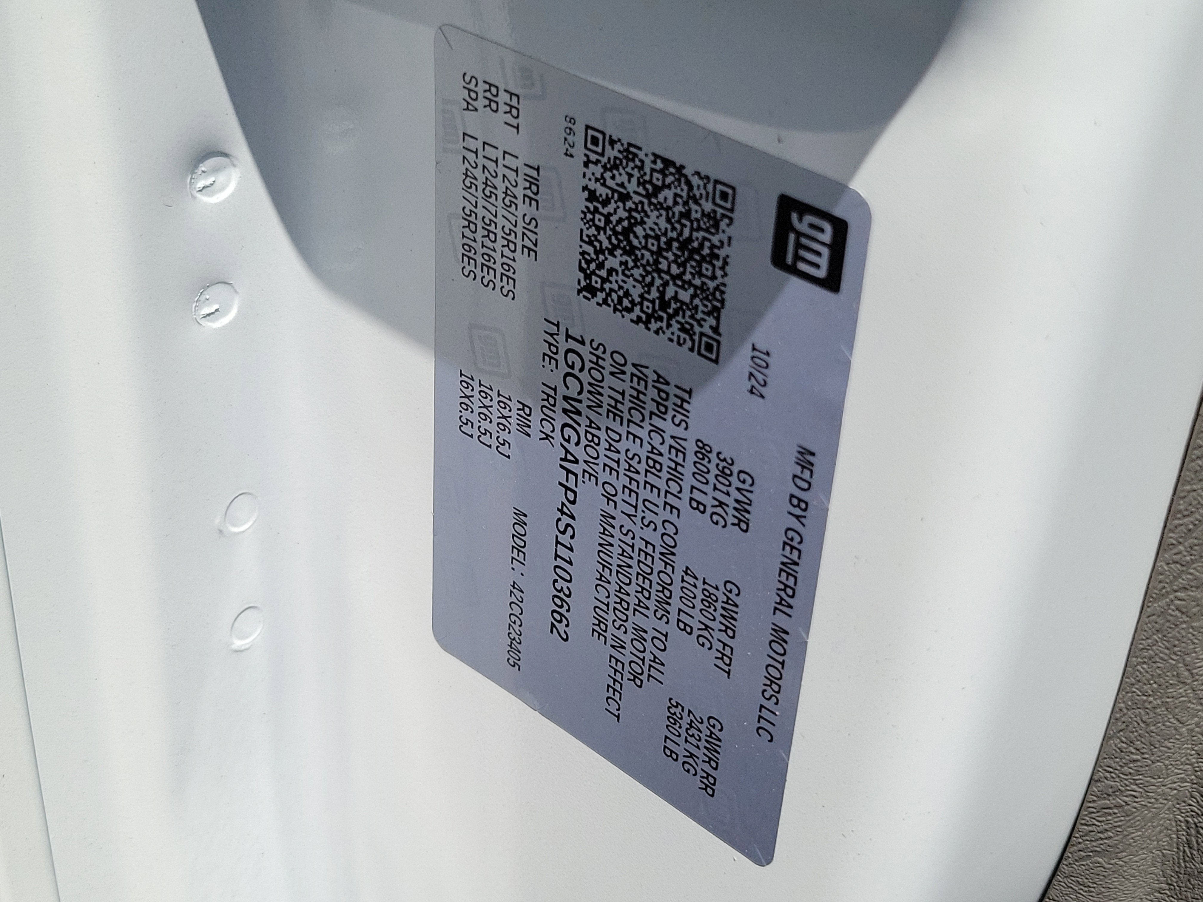 2025 Chevrolet Express Cargo 2500 WT