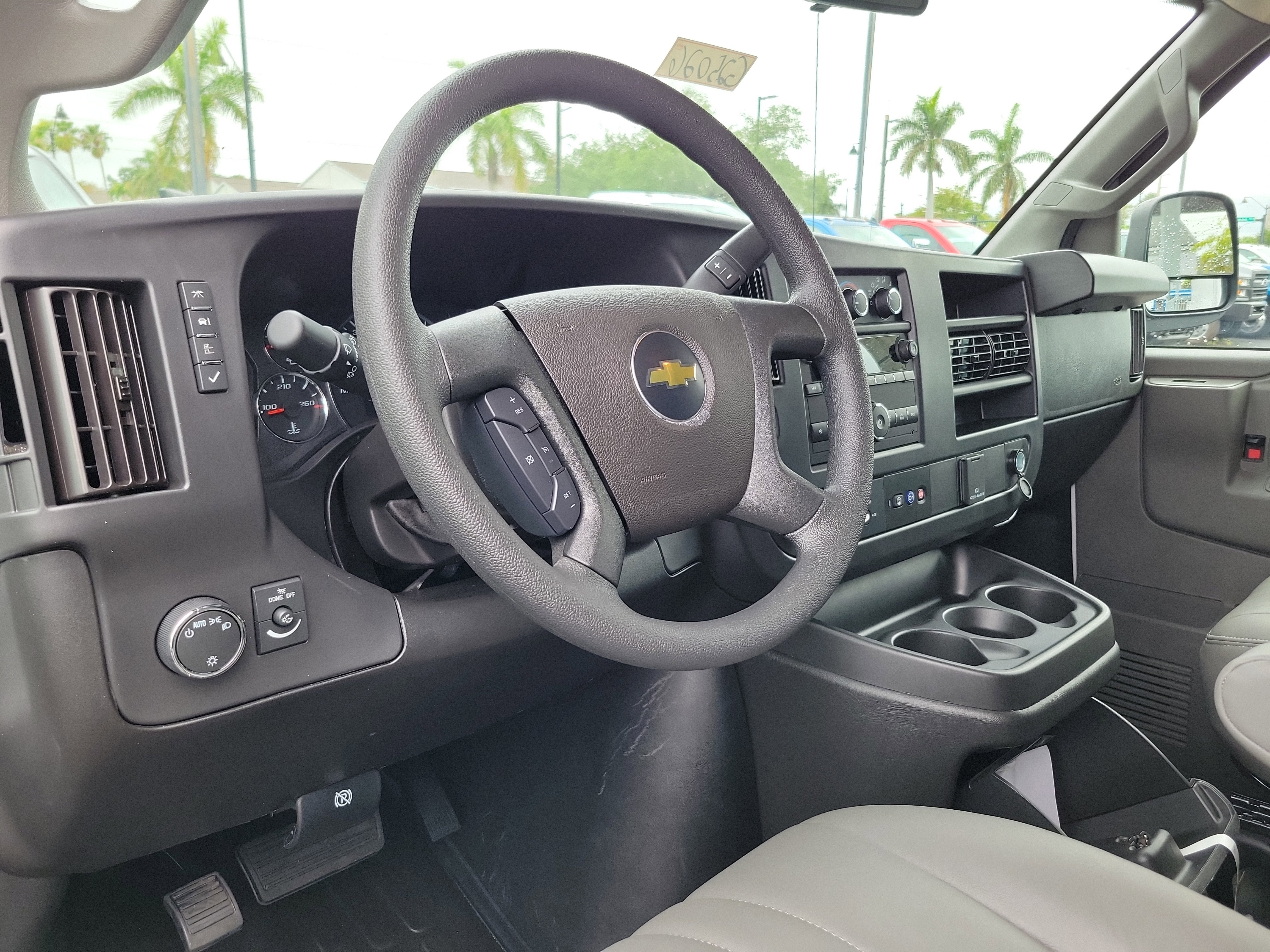 2025 Chevrolet Express Cargo 2500 WT