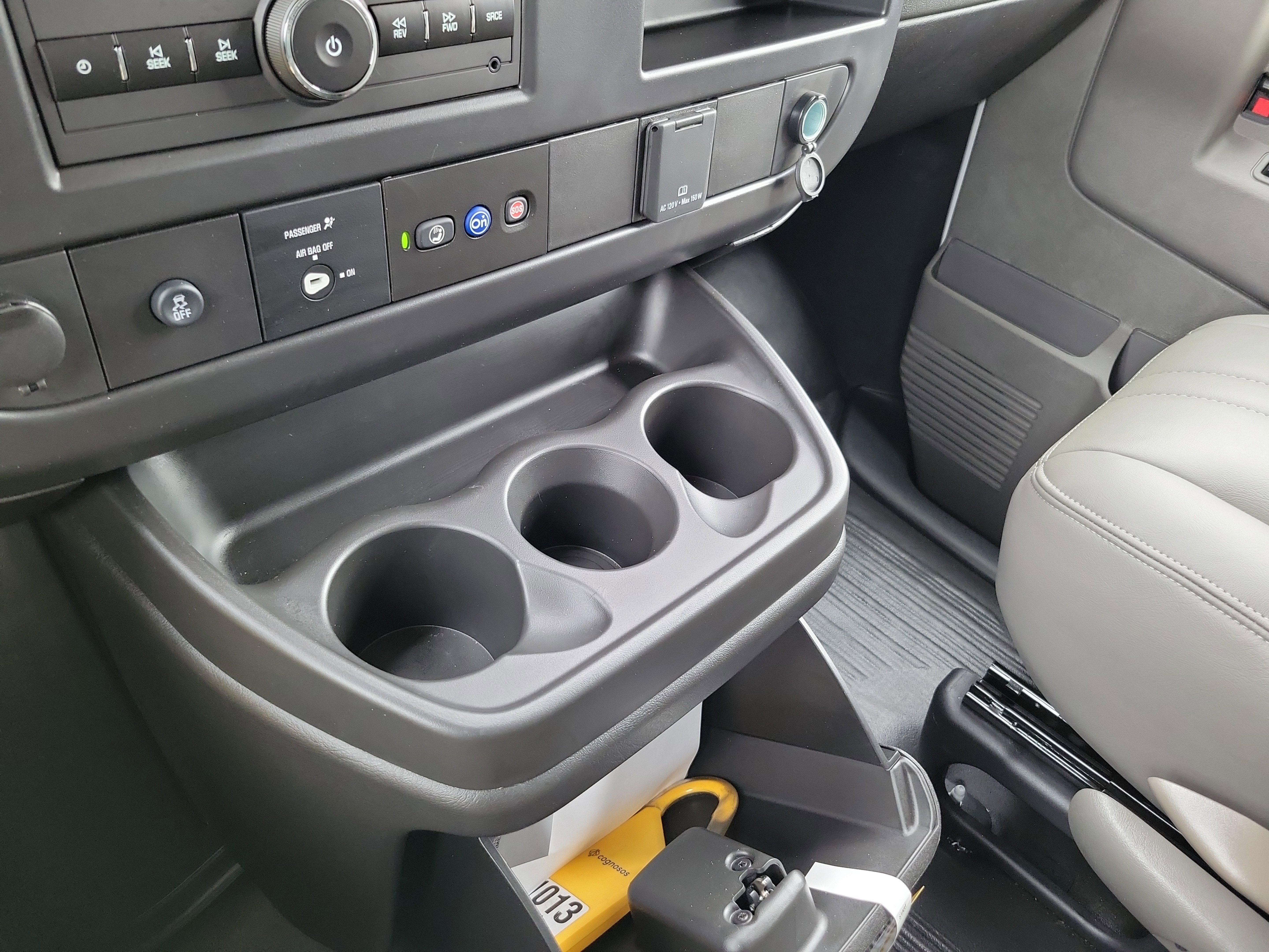 2025 Chevrolet Express Cargo 2500 WT