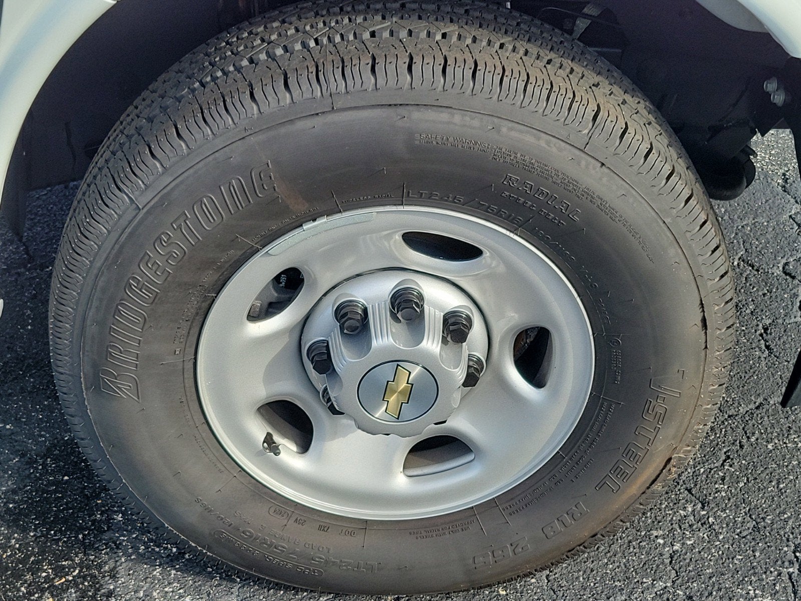 2024 Chevrolet Express Cargo 2500 WT