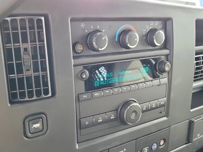 2024 Chevrolet Express Cargo 2500 WT