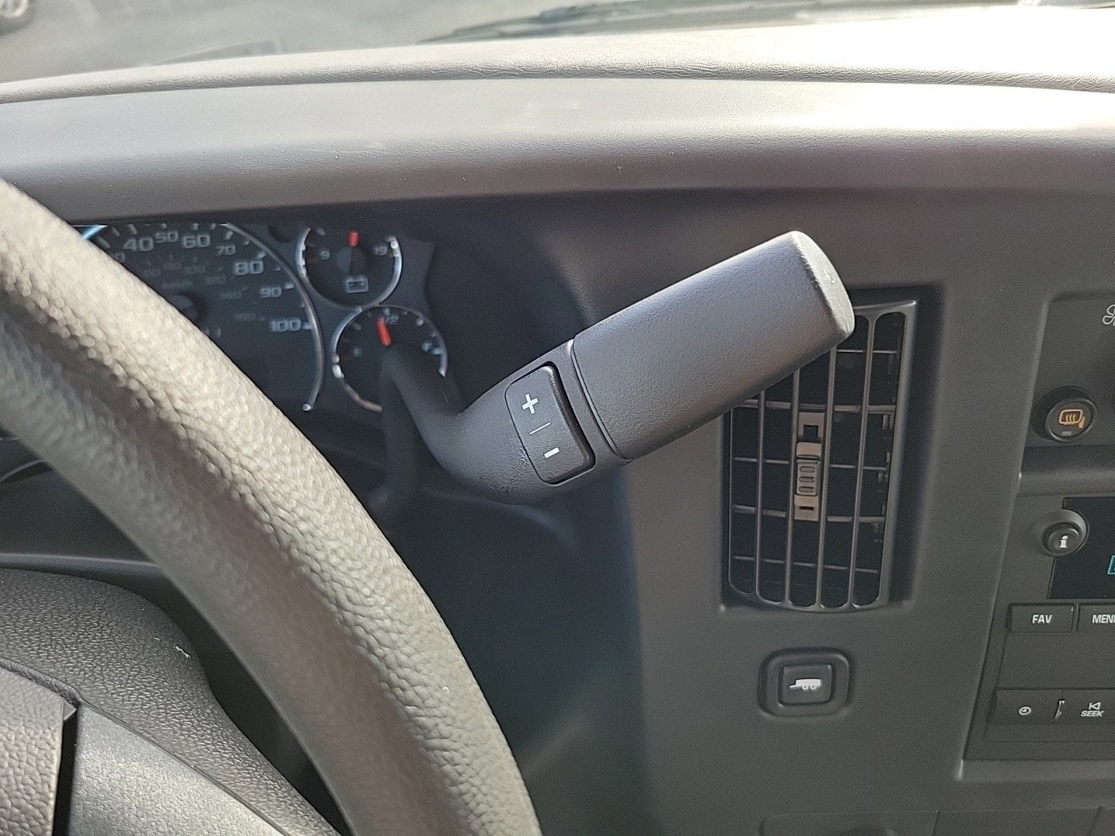 2024 Chevrolet Express Cargo 2500 WT