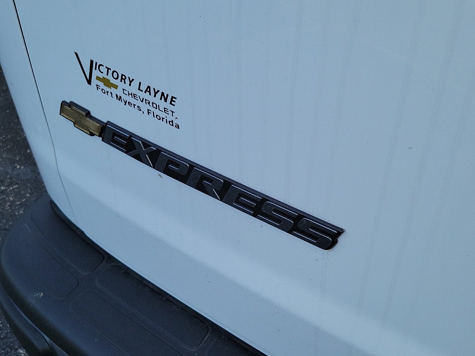 2024 Chevrolet Express Cargo 2500 WT