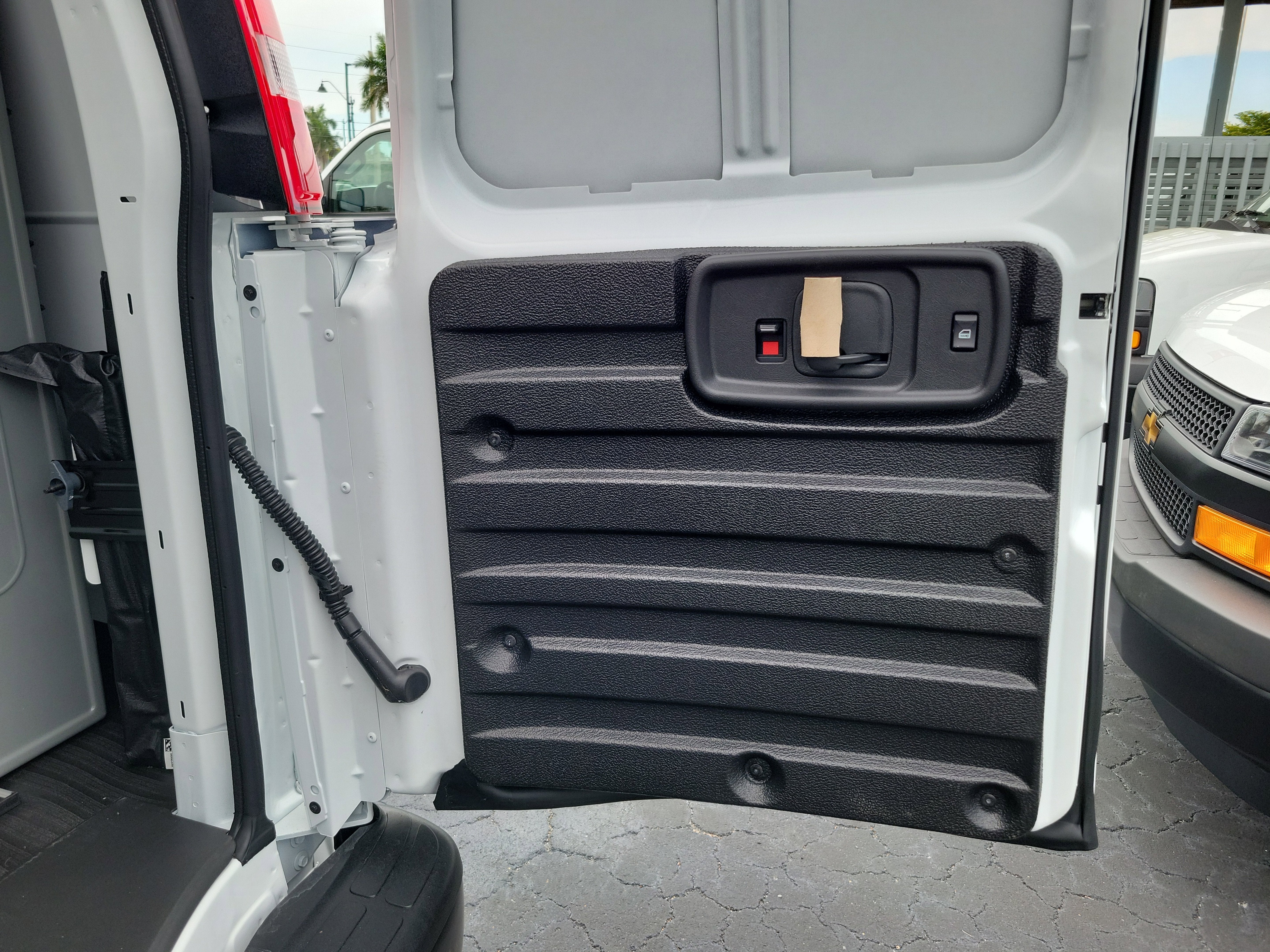 2025 Chevrolet Express Cargo 2500 WT