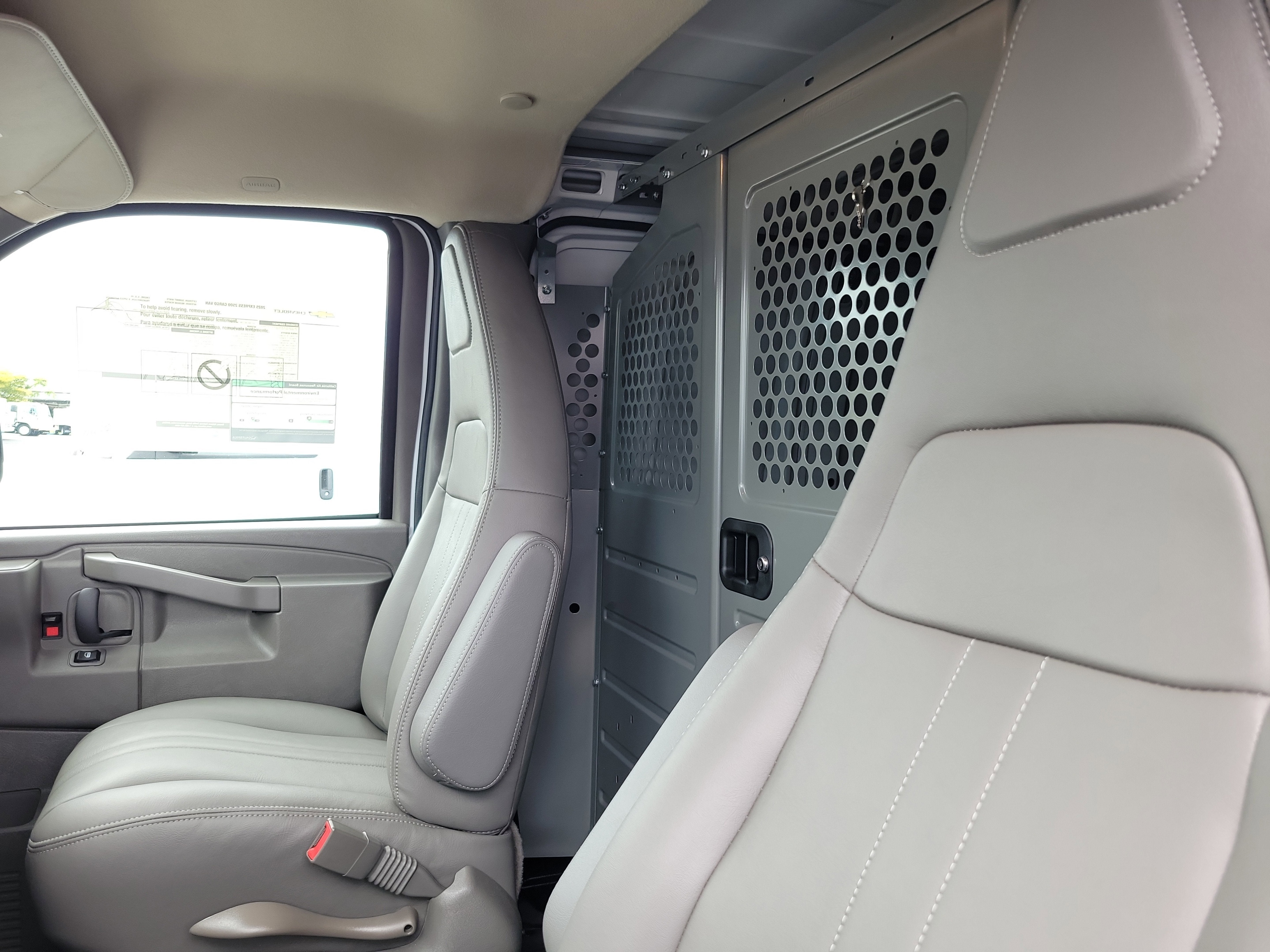 2025 Chevrolet Express Cargo 2500 WT