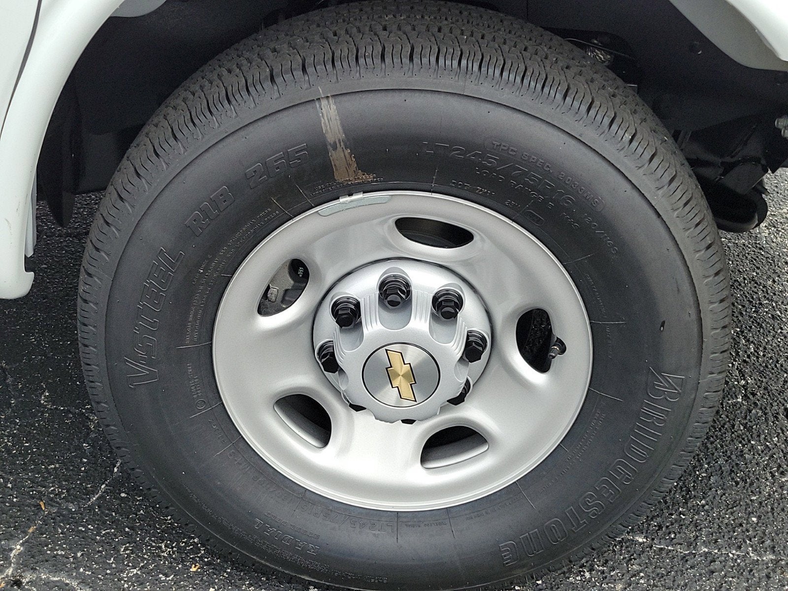 2025 Chevrolet Express Cargo 2500 WT