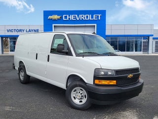 2025 Chevrolet Express Cargo WT