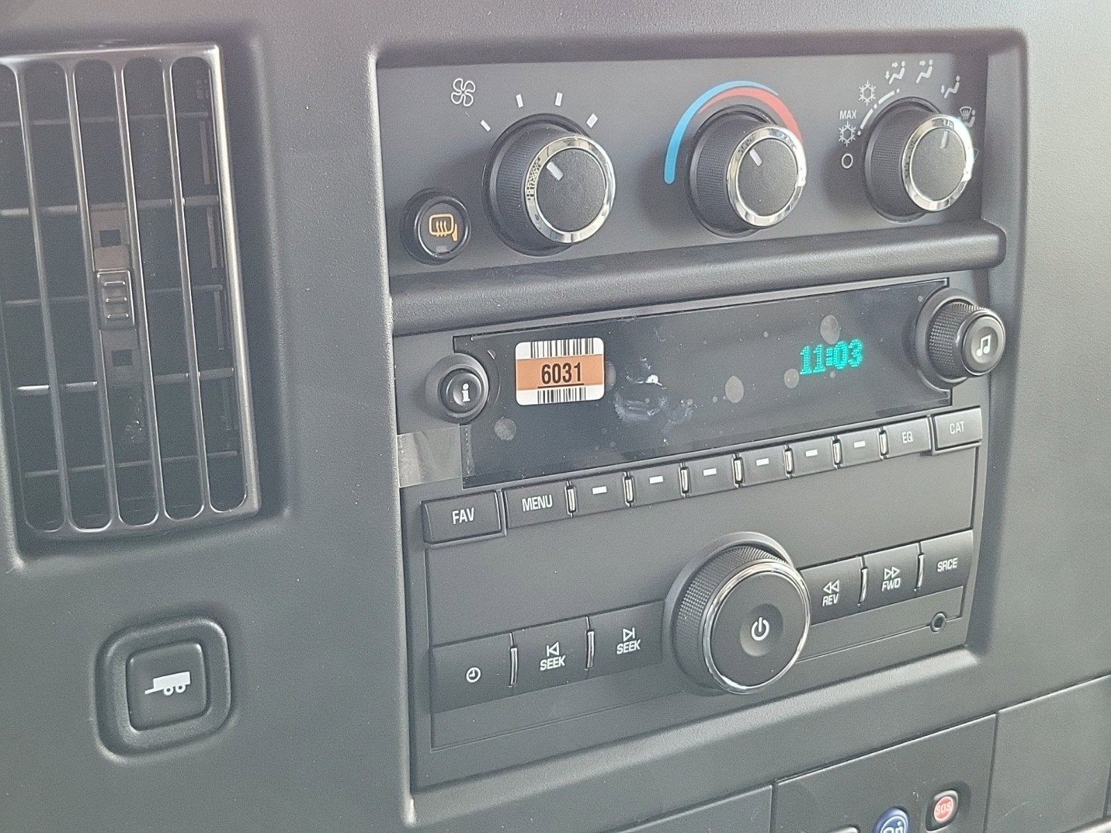 2025 Chevrolet Express Cargo 2500 WT