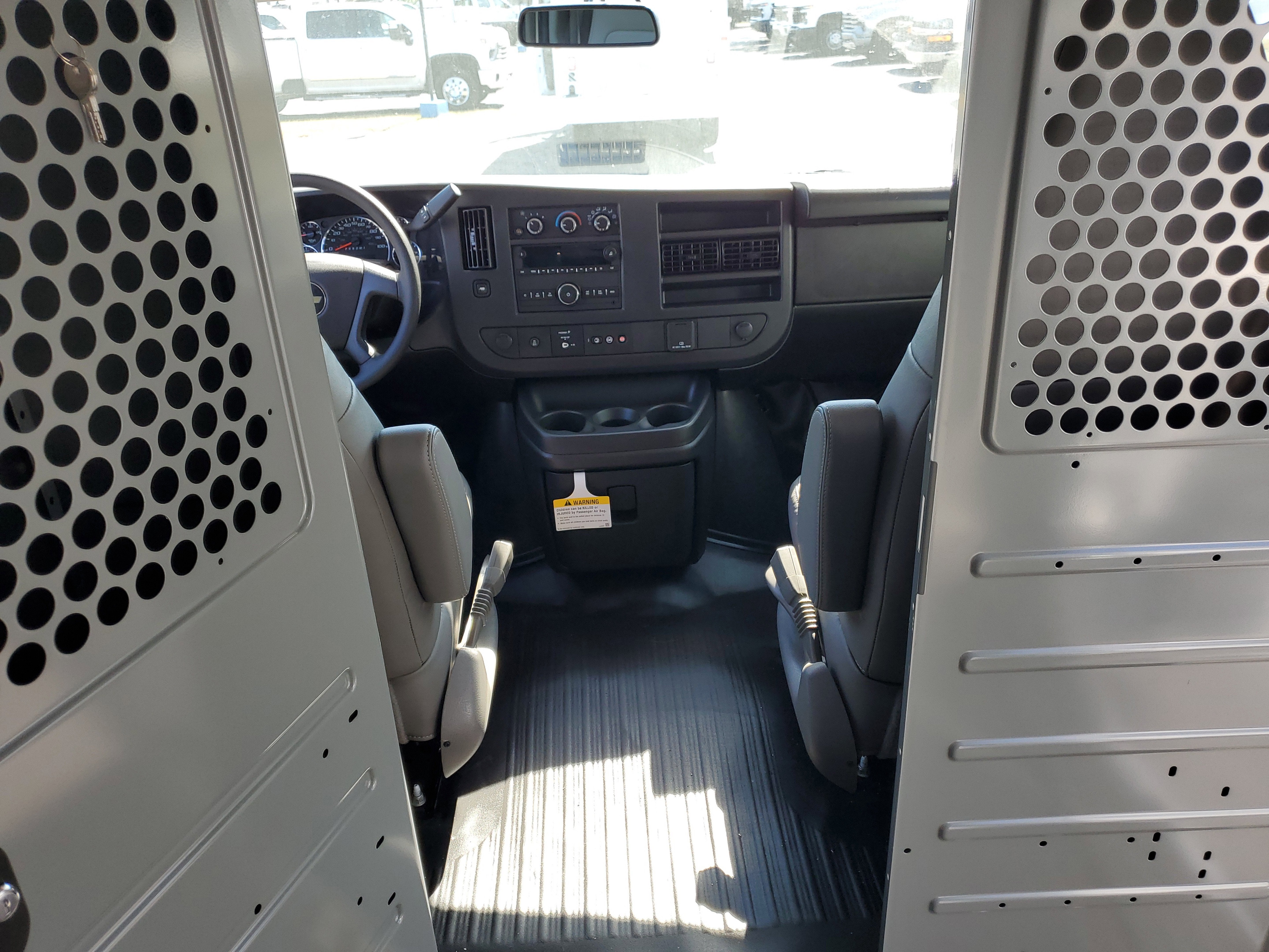 2025 Chevrolet Express Cargo 2500 WT