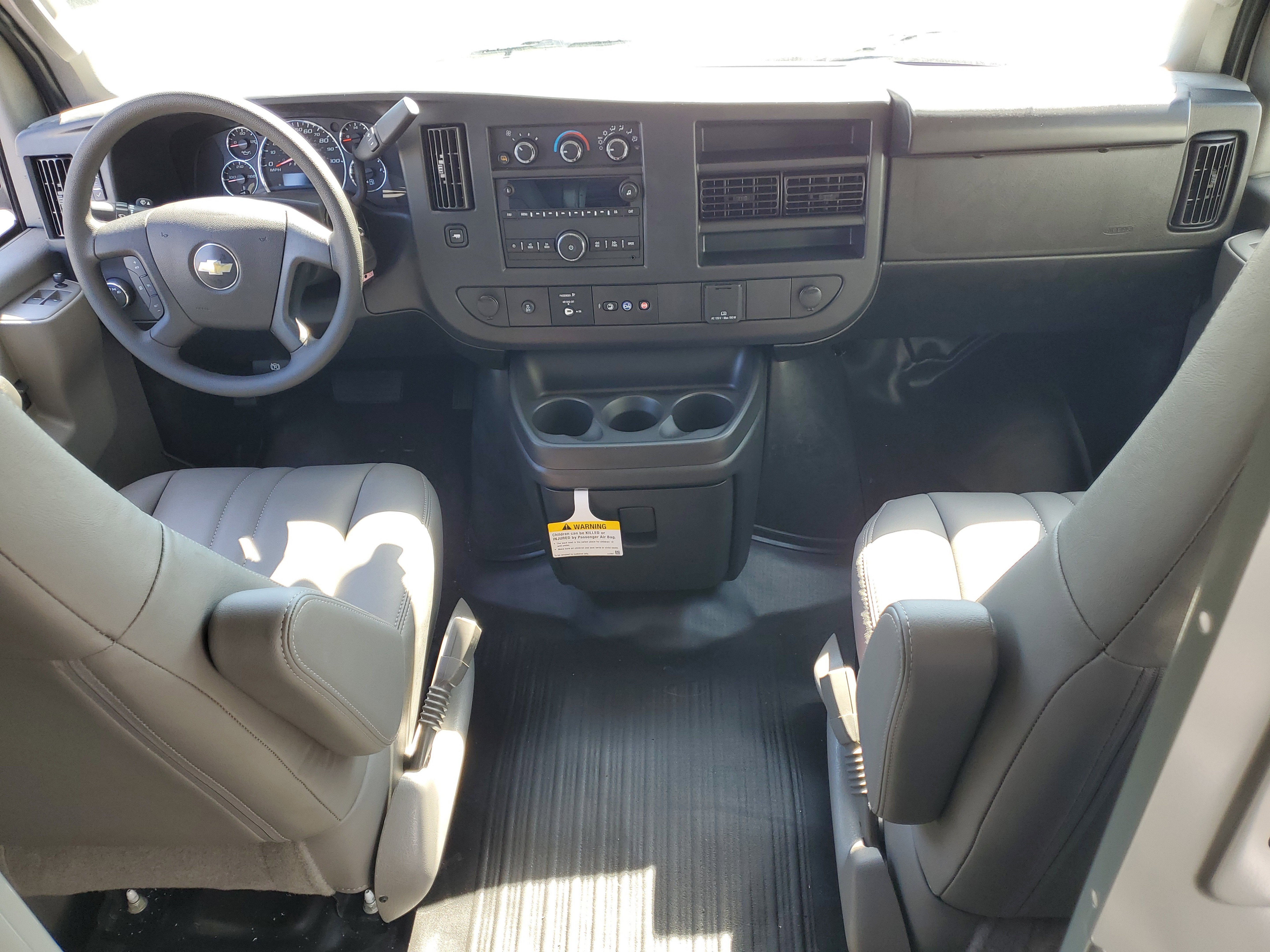 2025 Chevrolet Express Cargo 2500 WT