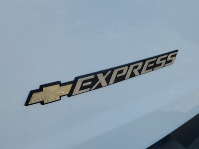 2025 Chevrolet Express Cargo 2500 WT