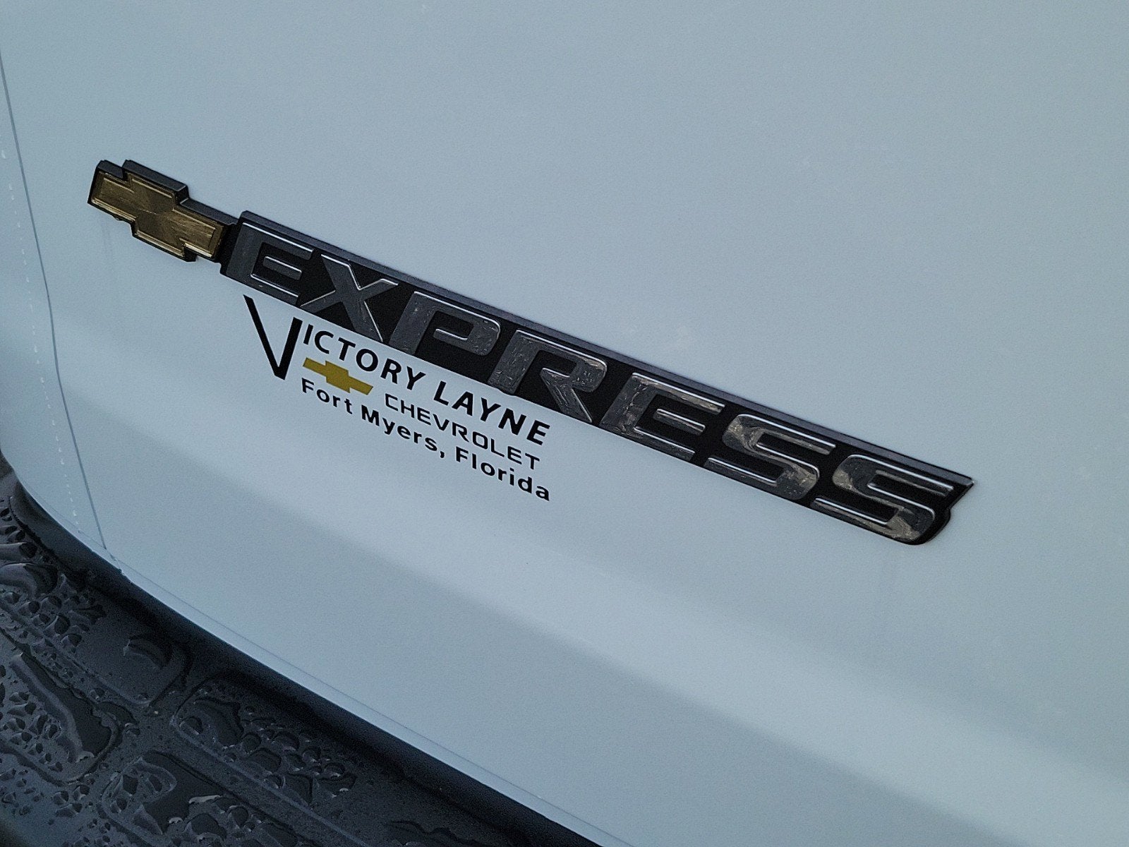 2025 Chevrolet Express Cargo 2500 WT