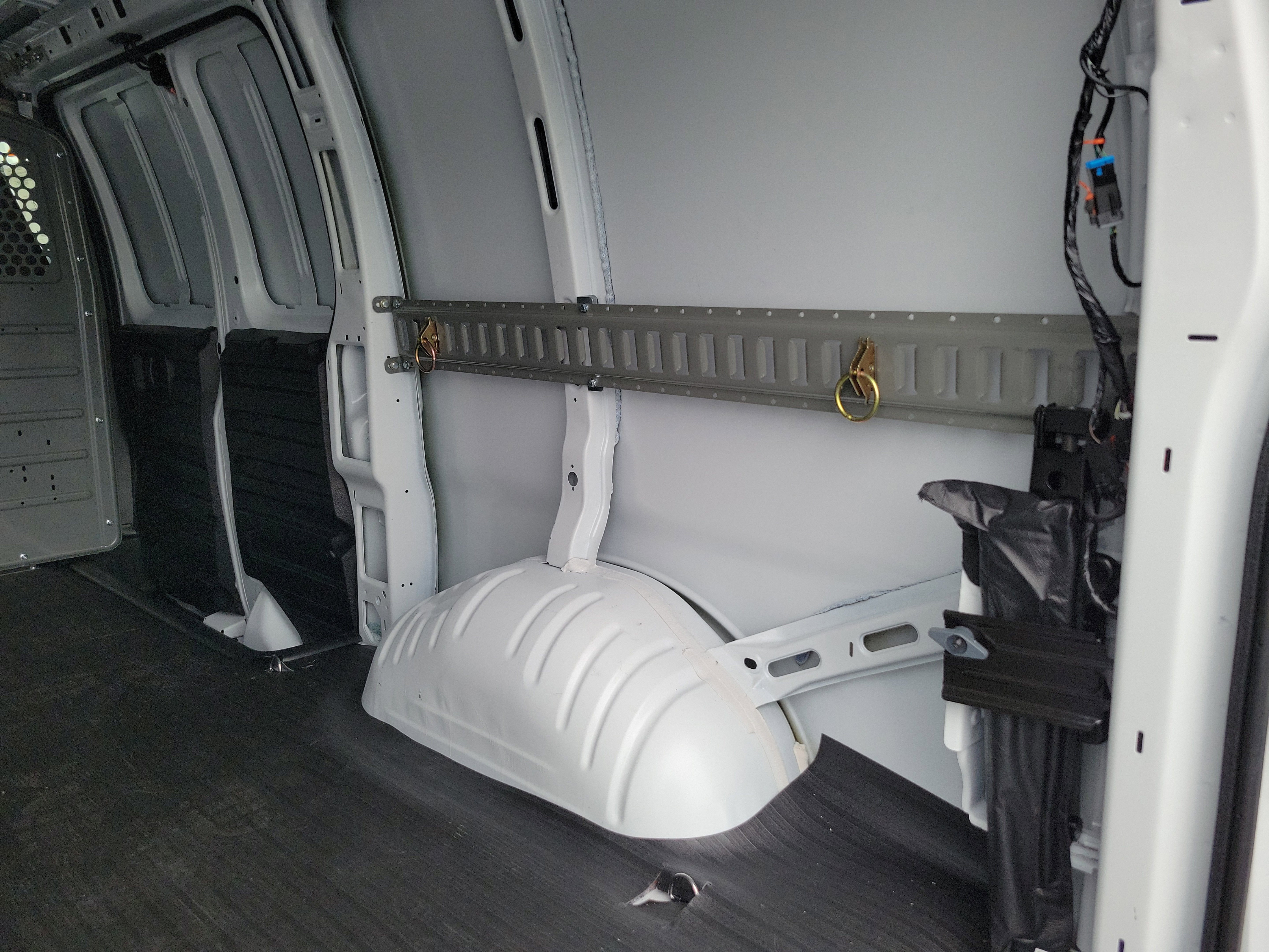 2025 Chevrolet Express Cargo 2500 WT