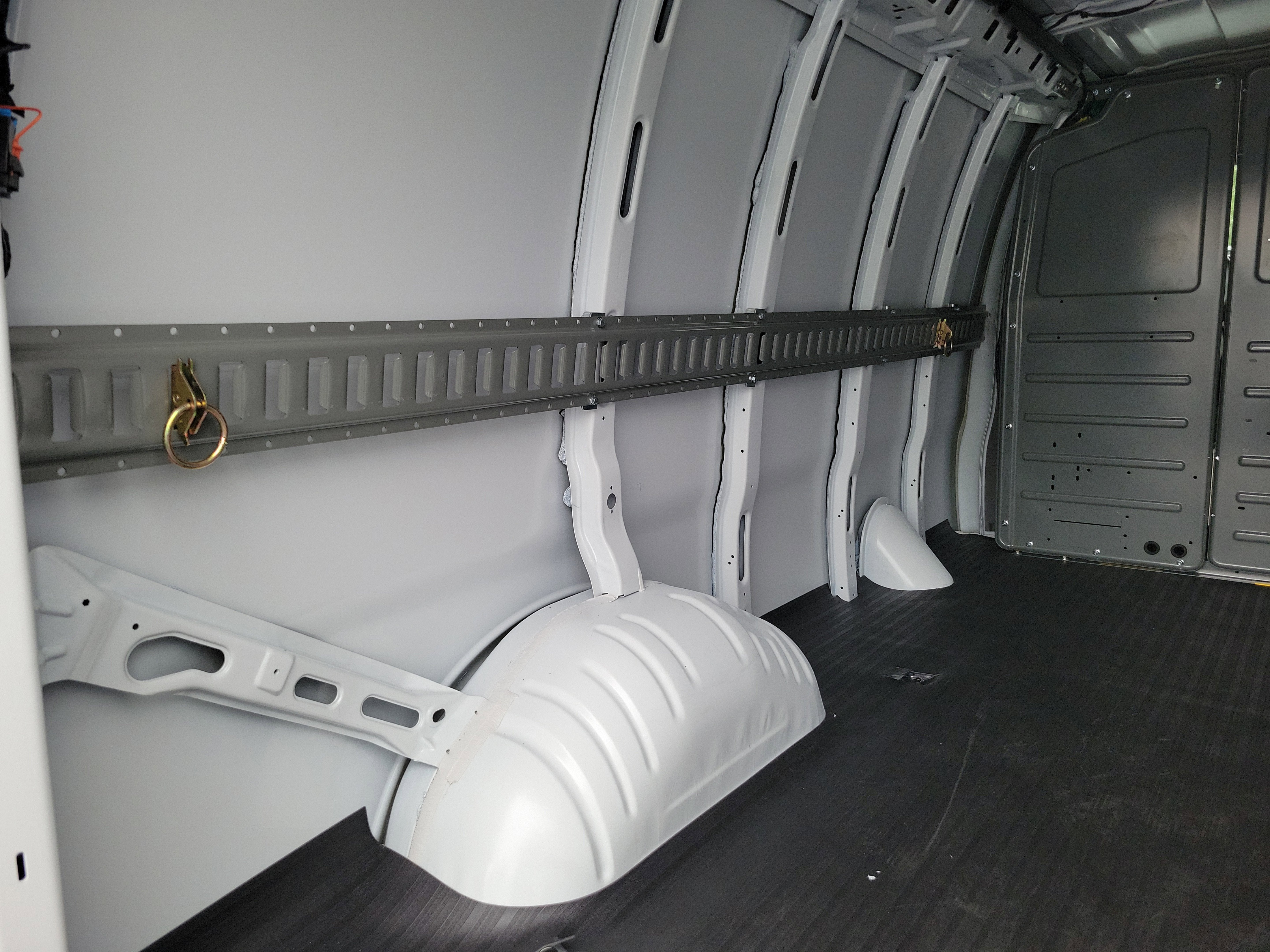 2025 Chevrolet Express Cargo 2500 WT