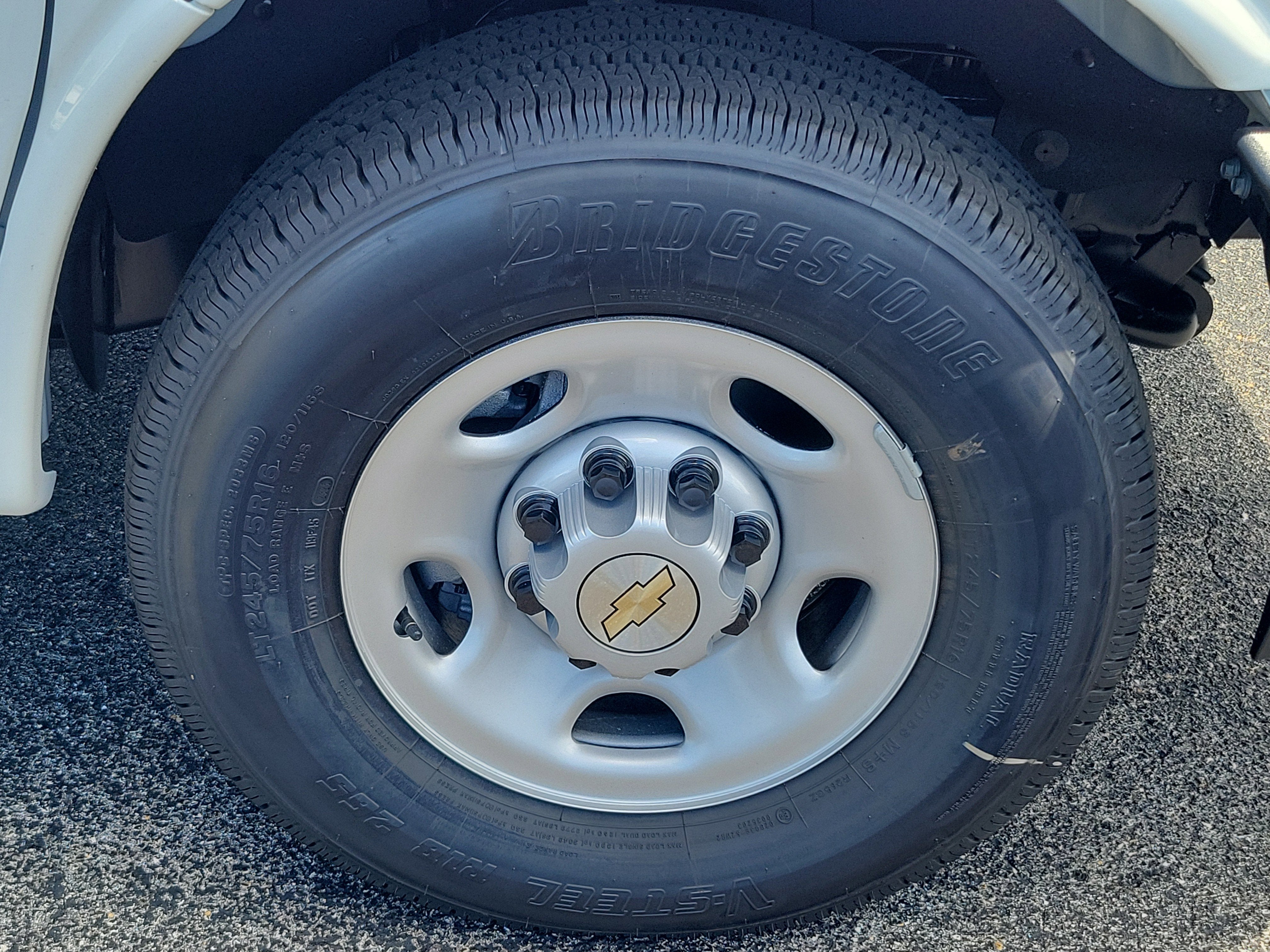 2025 Chevrolet Express Cargo 2500 WT