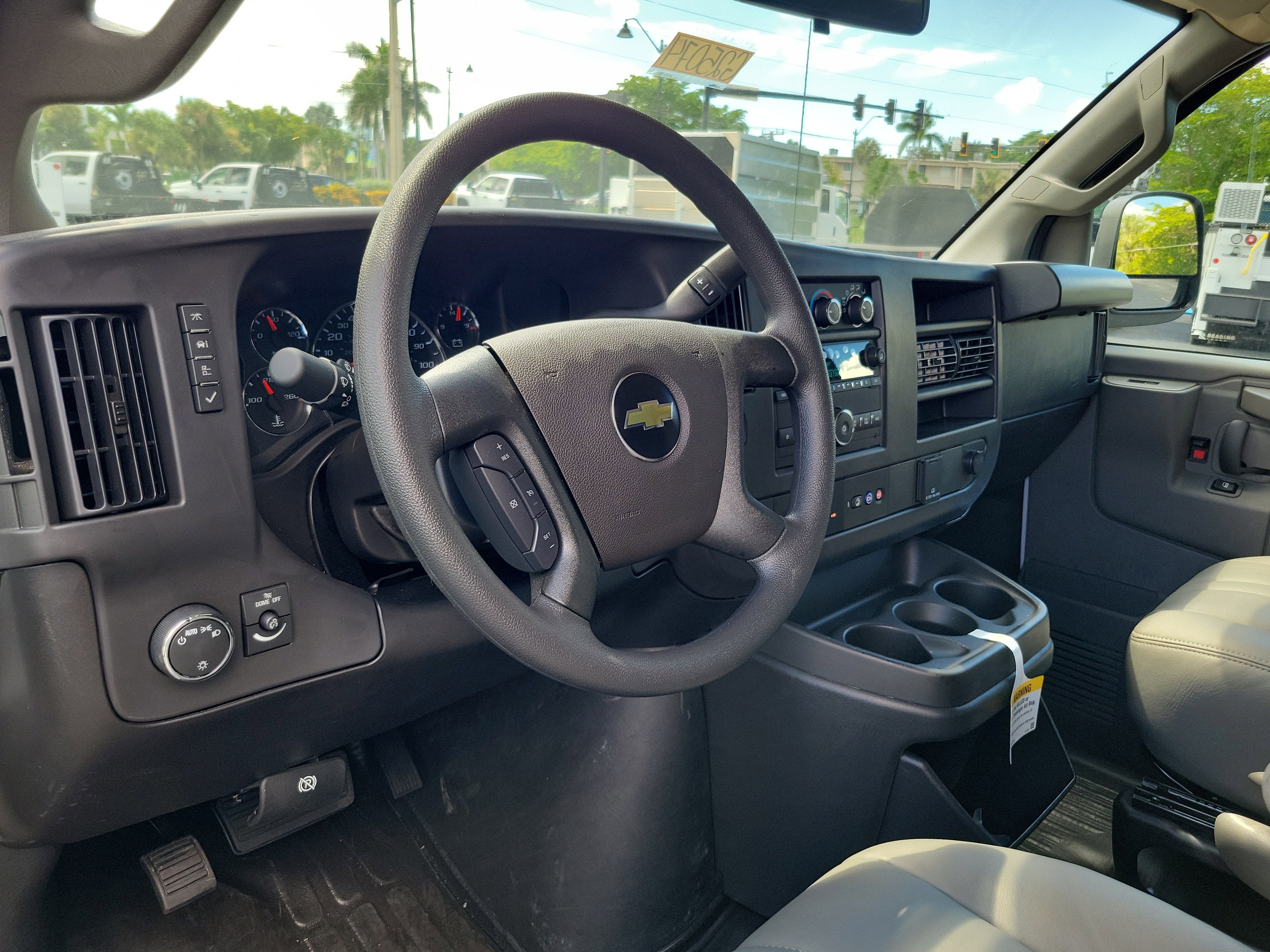 2025 Chevrolet Express Cargo 2500 WT