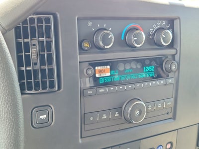 2025 Chevrolet Express Cargo 2500 WT