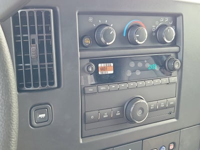 2025 Chevrolet Express Cargo 2500 WT