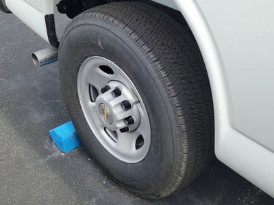 2025 Chevrolet Express Cargo 2500 WT