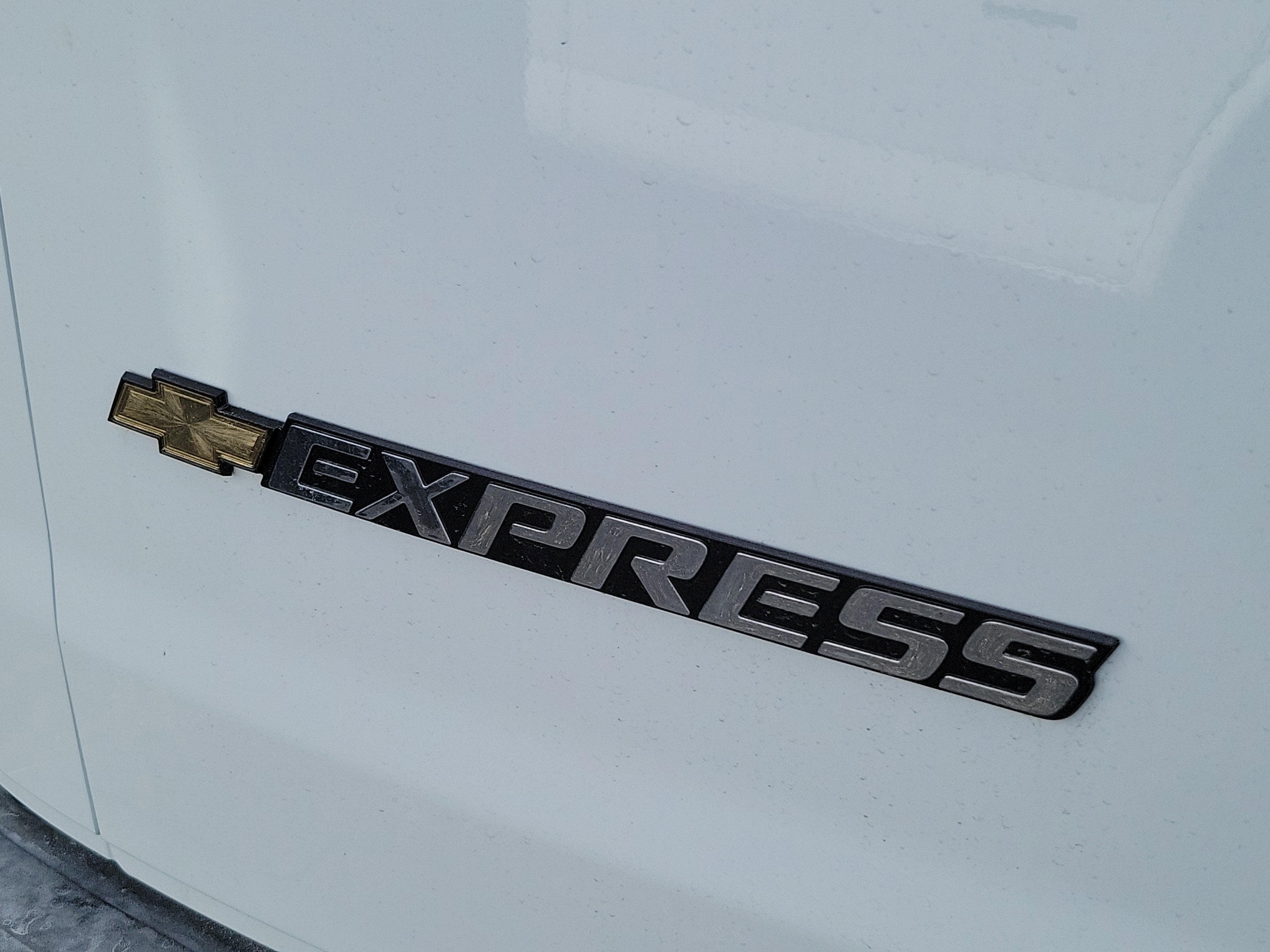 2025 Chevrolet Express Cargo 2500 WT