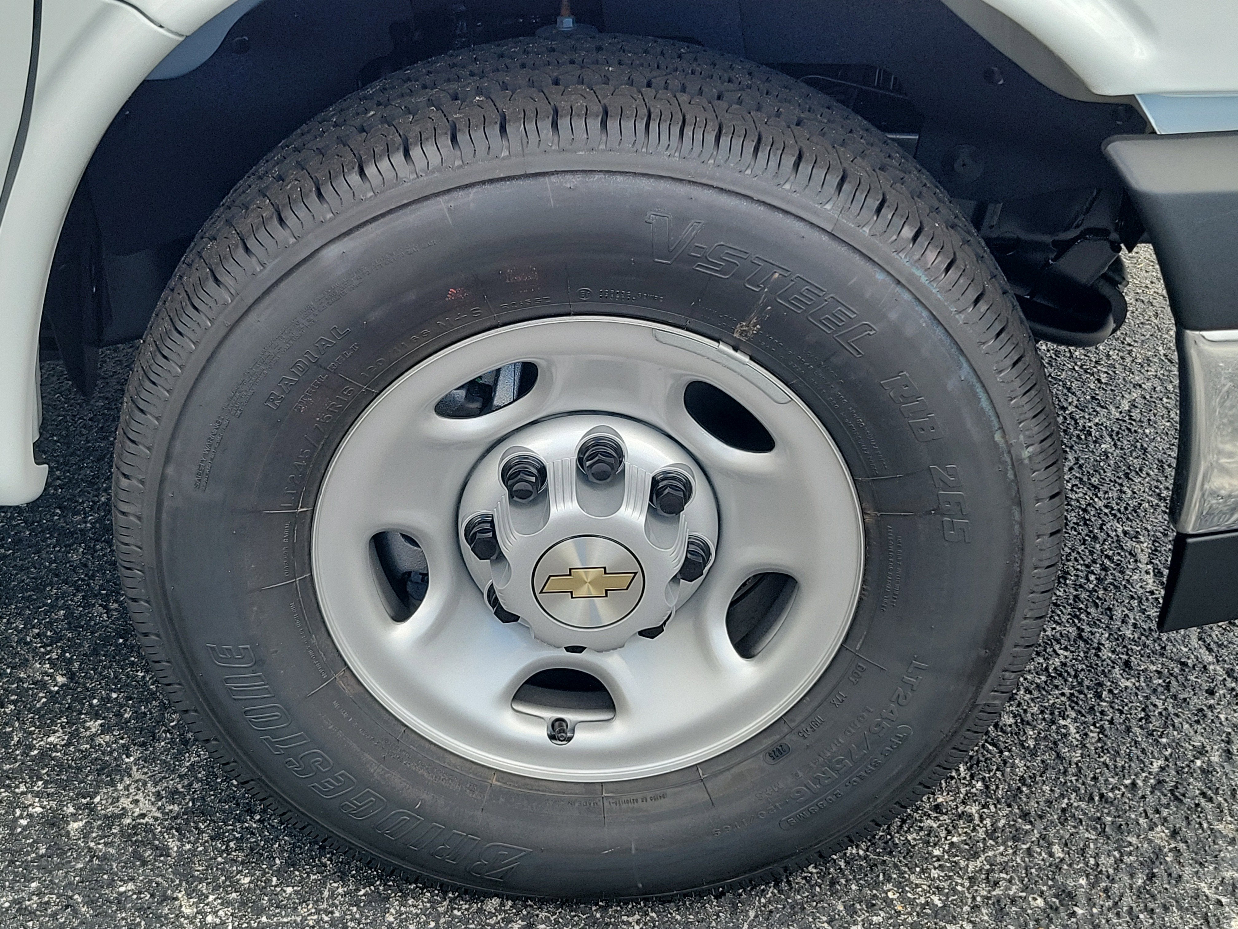 2025 Chevrolet Express Cargo 2500 WT