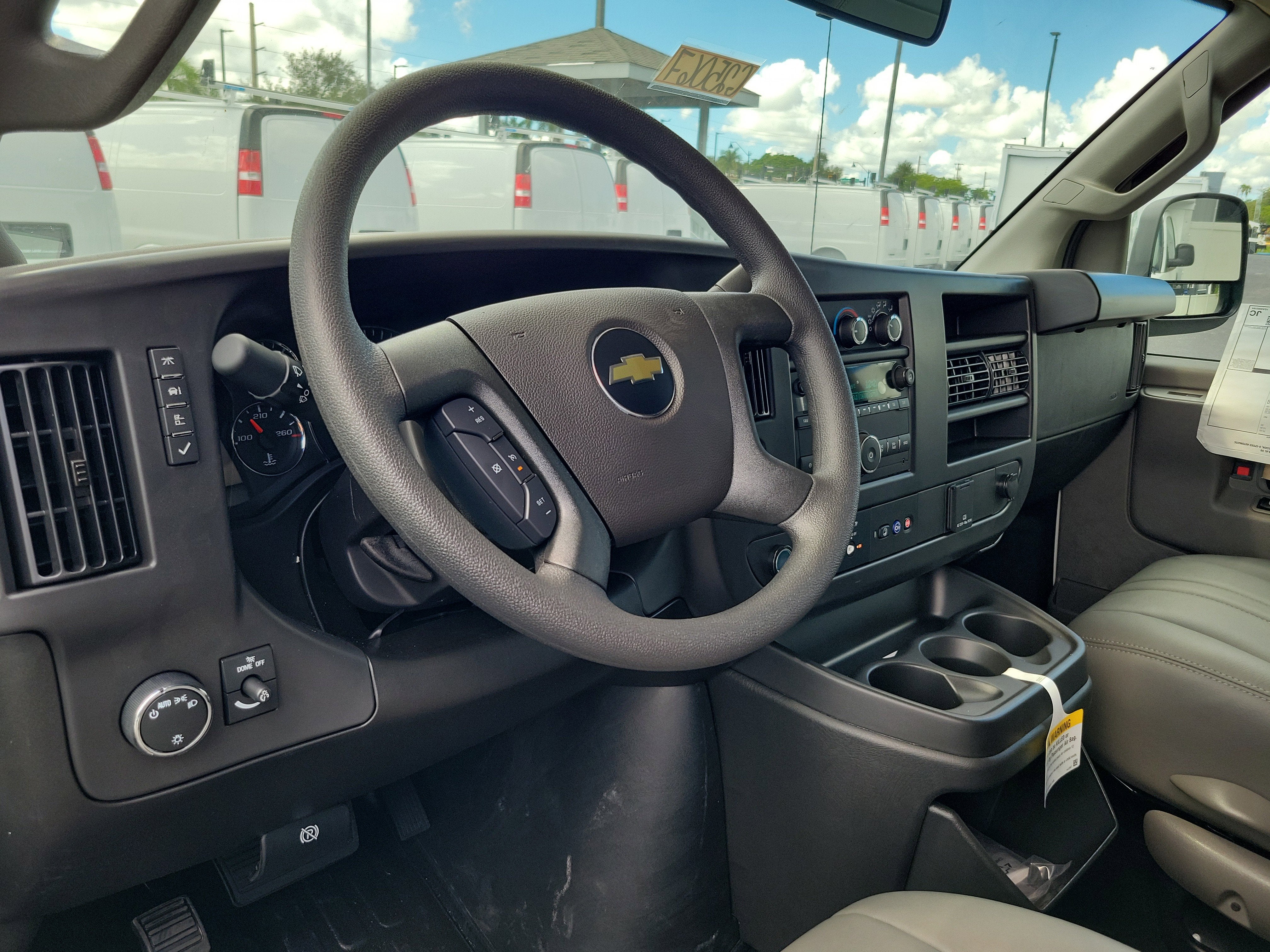 2025 Chevrolet Express Cargo 2500 WT