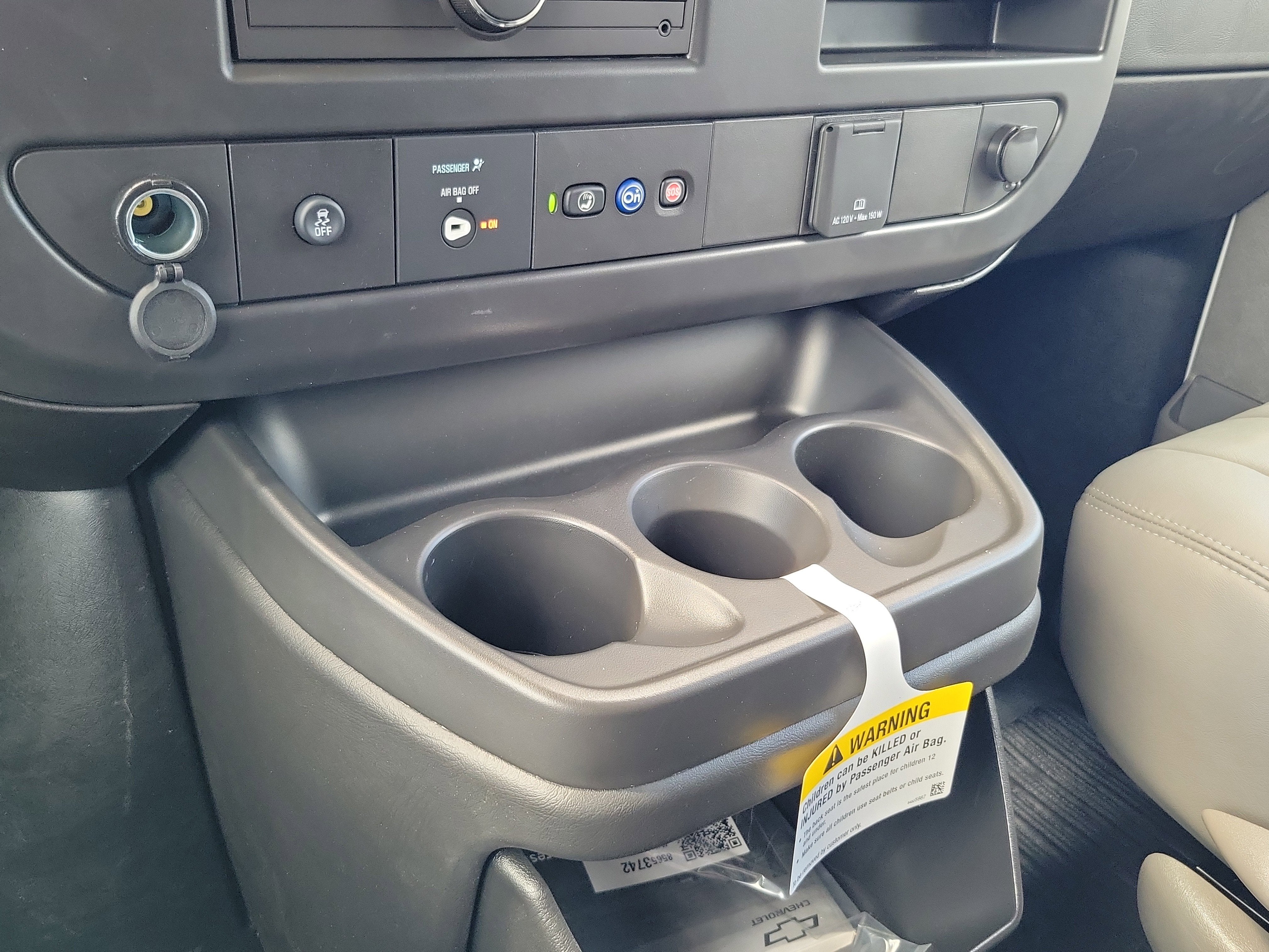 2025 Chevrolet Express Cargo 2500 WT