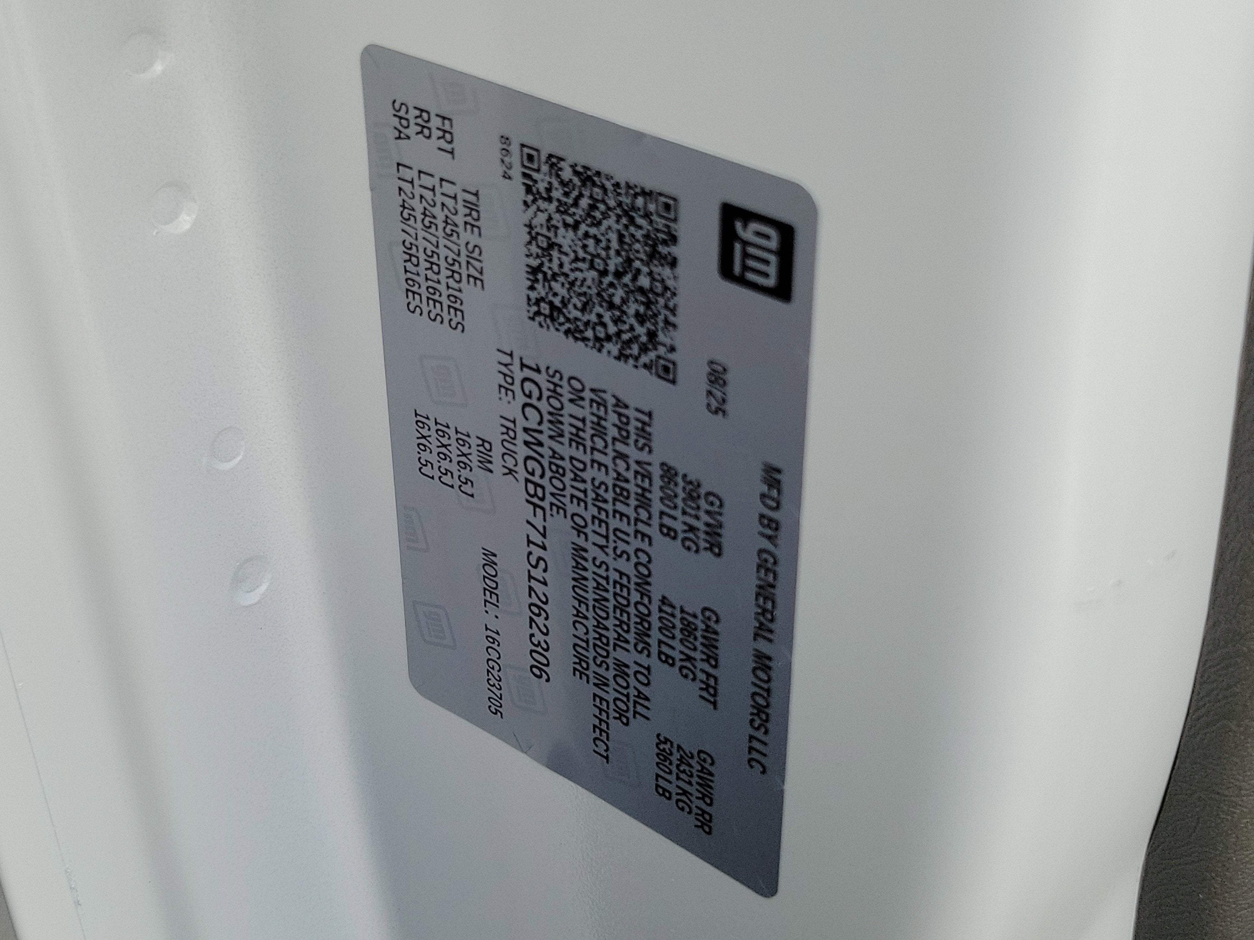 2025 Chevrolet Express Cargo 2500 WT