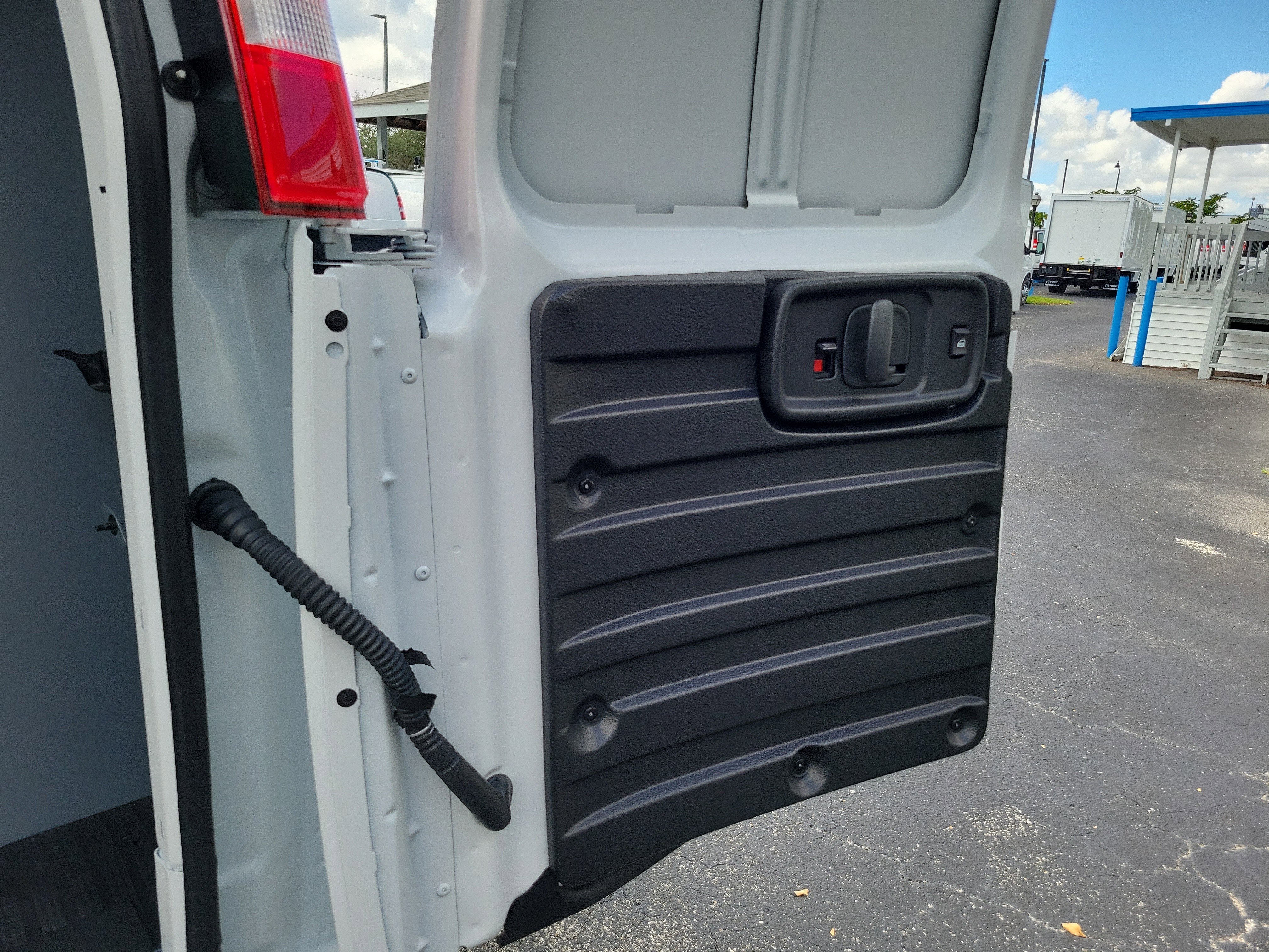 2025 Chevrolet Express Cargo 2500 WT